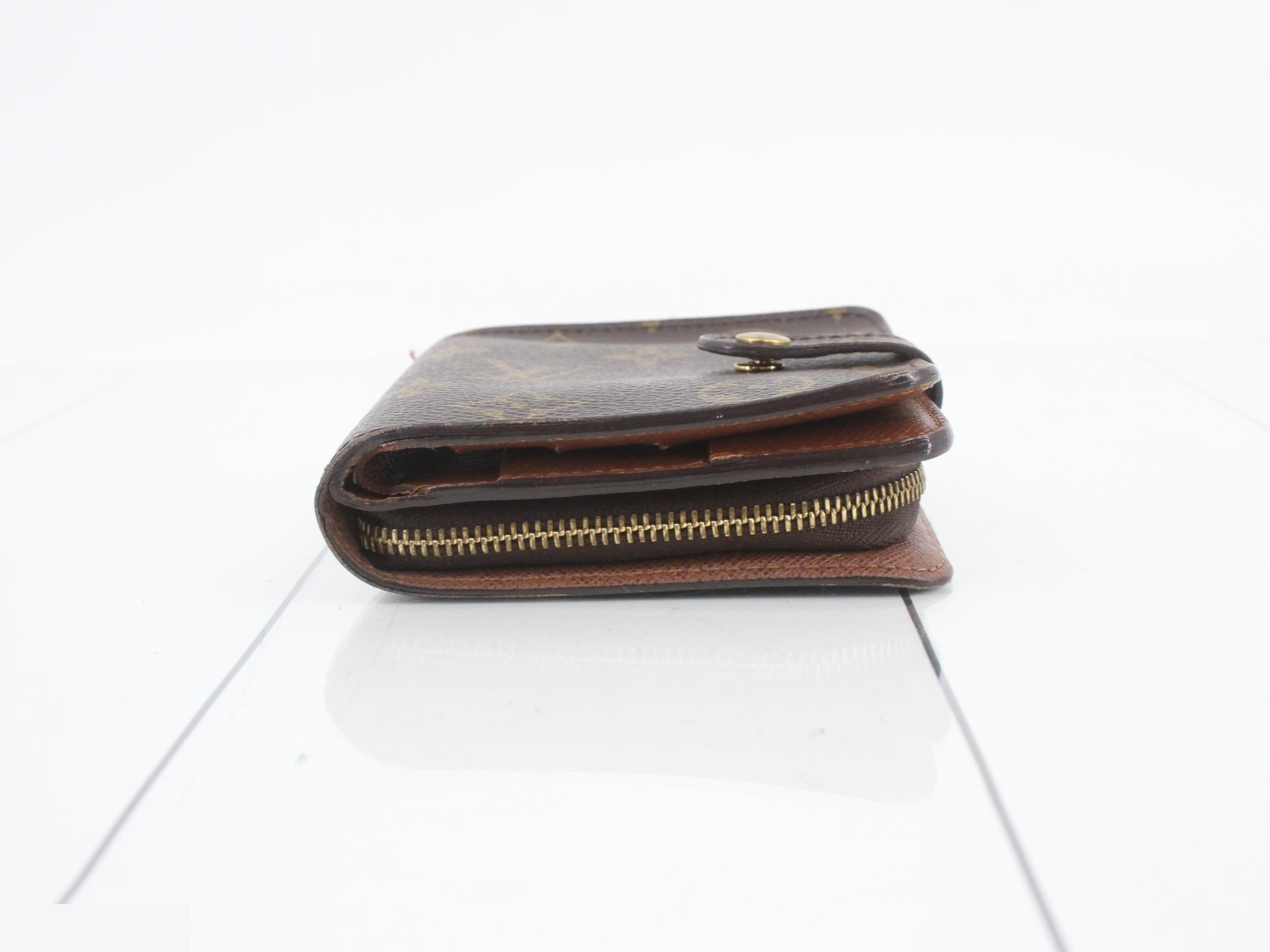 compact zip — view 3