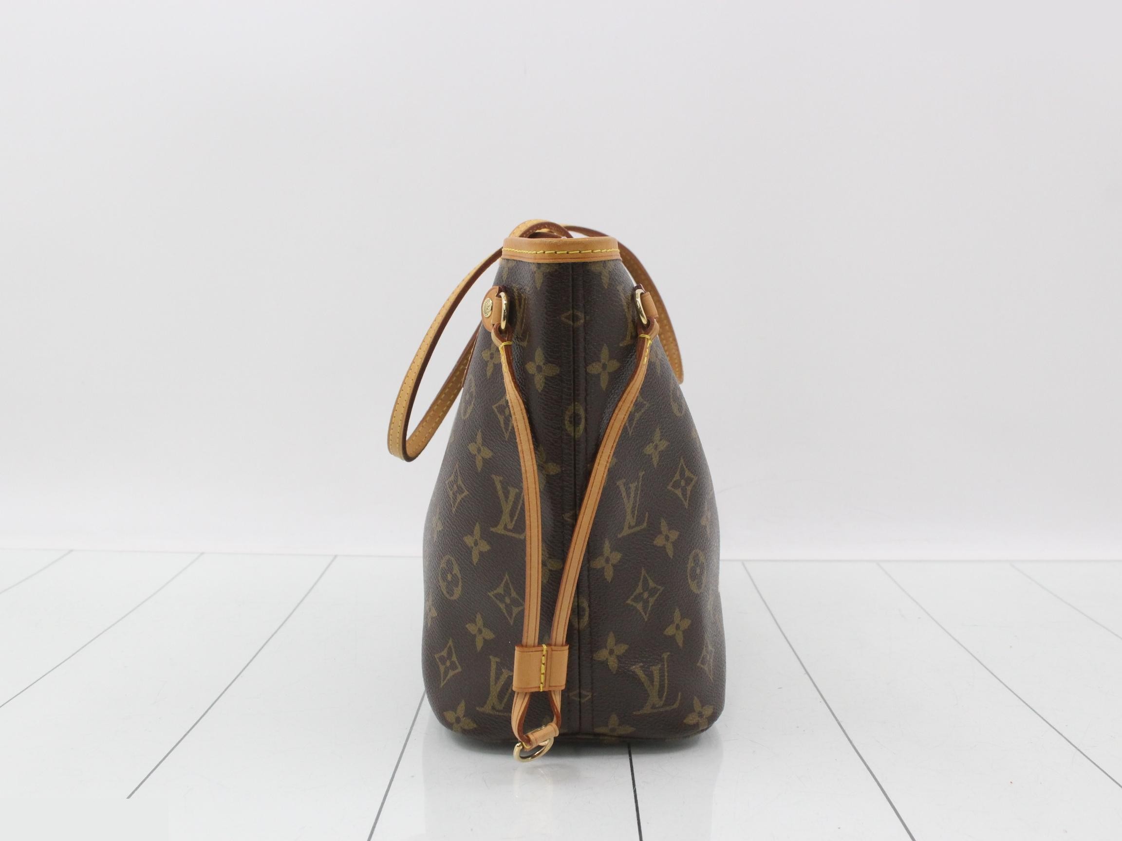 handbag — view 4