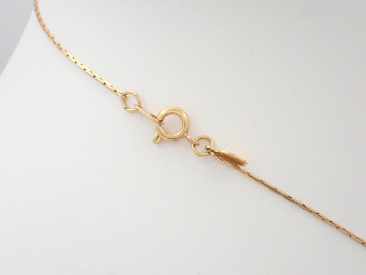 Other lines: Precious metals, necklaces, pendants, chains approximately 40cm long. — view 2