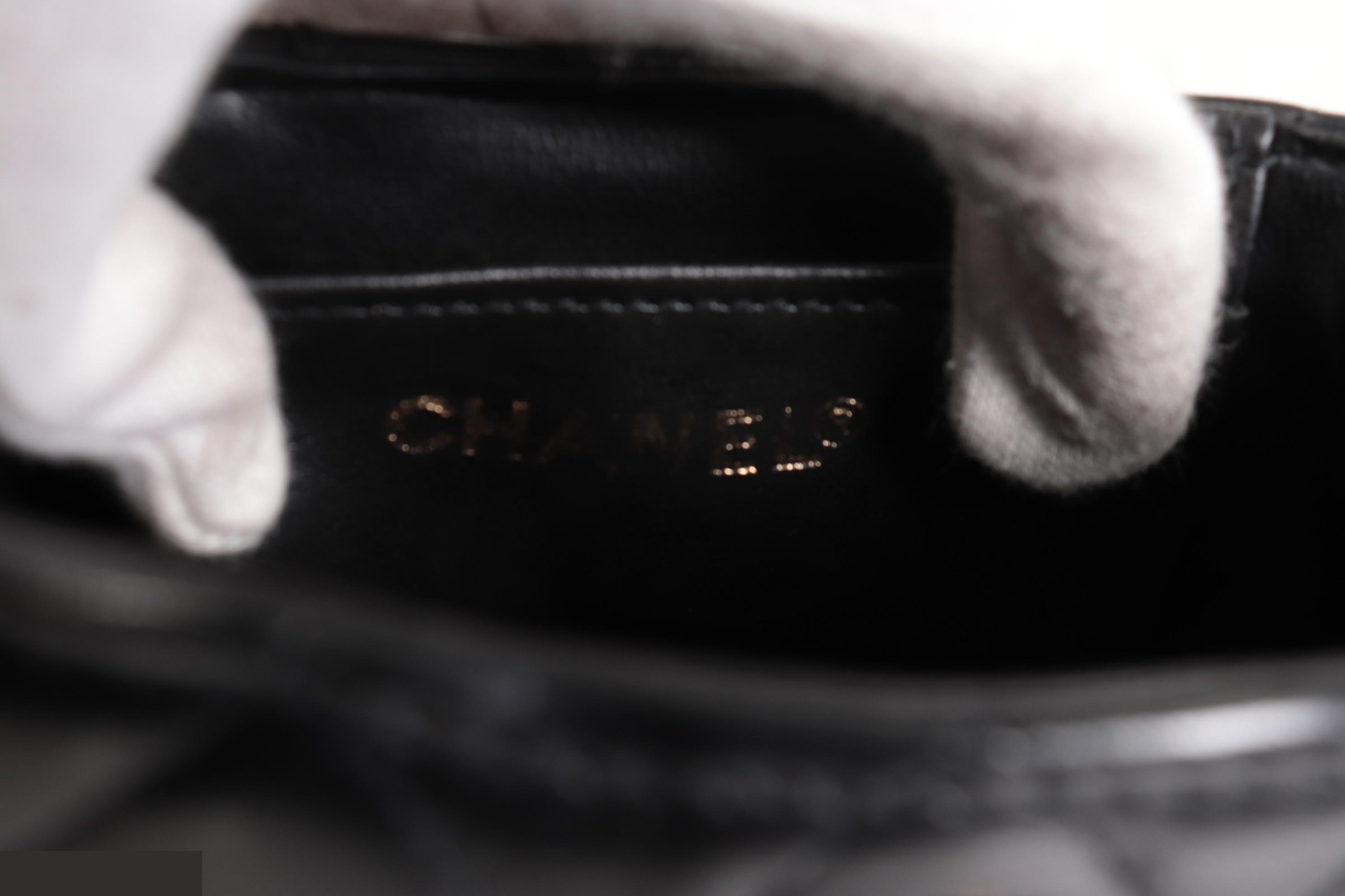 Lamb Vanity Shoulder Bag with Mirror, Unit #2 — view 8