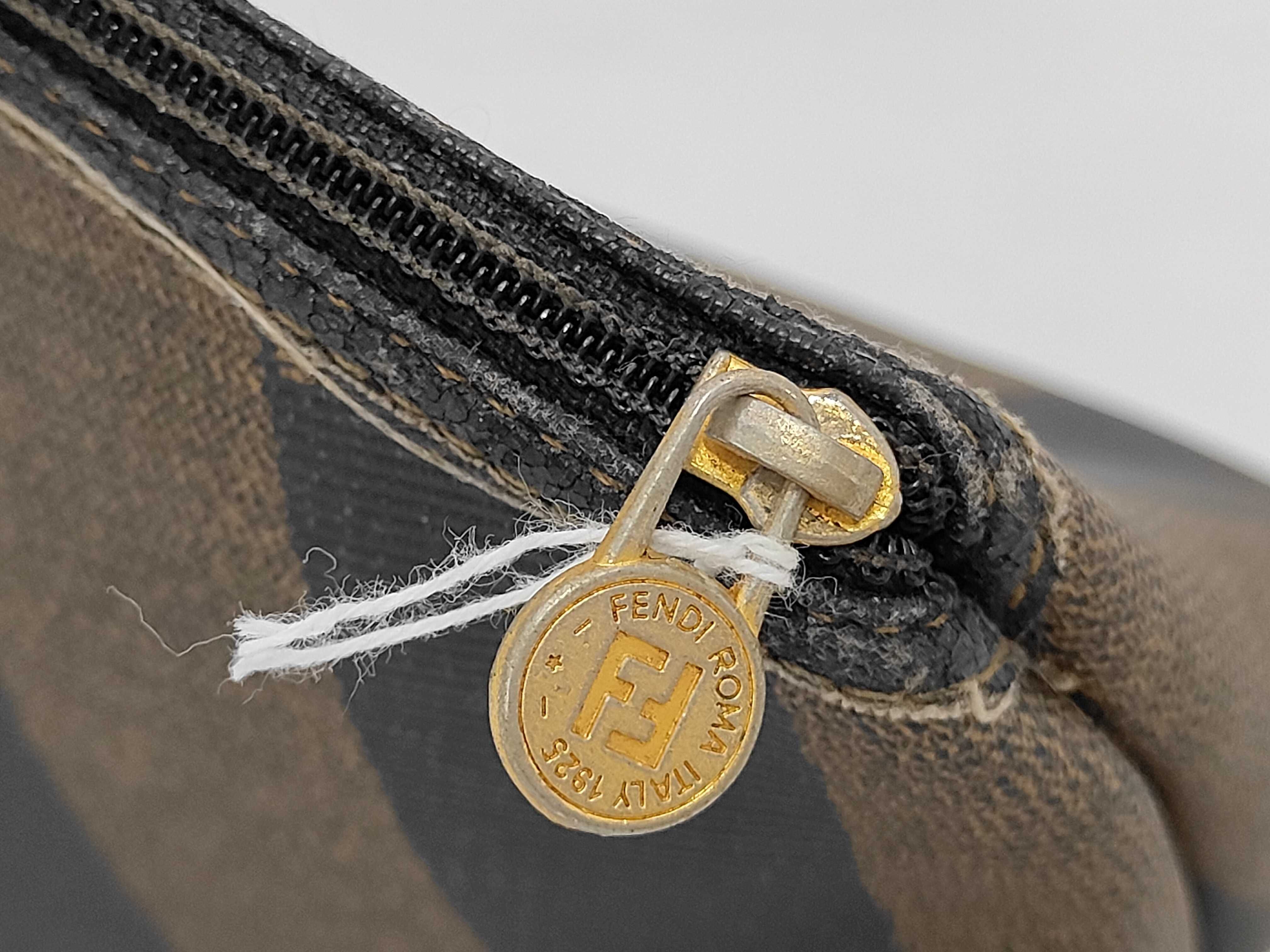 Pouch — view 5