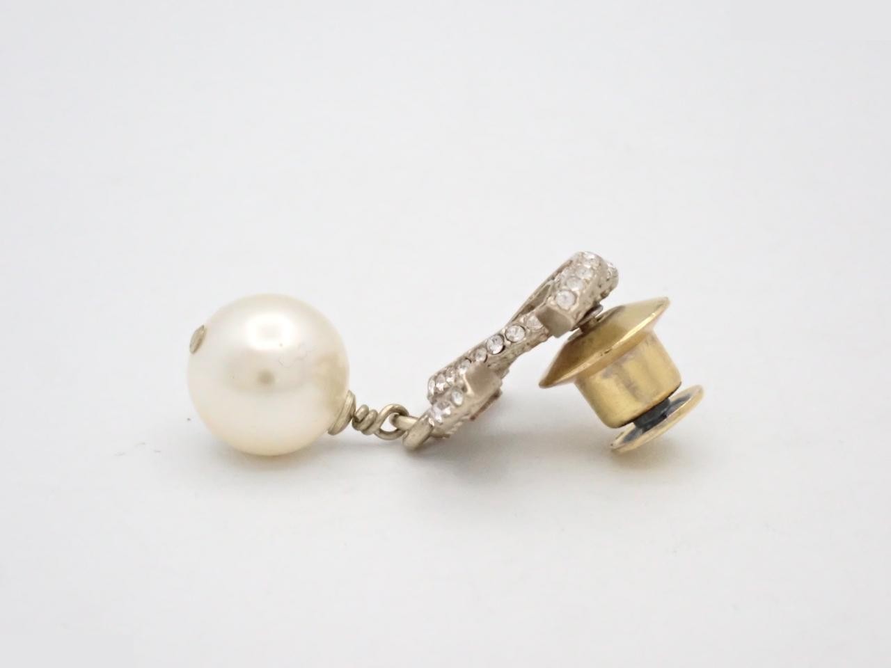 pin brooch F17V — view 3