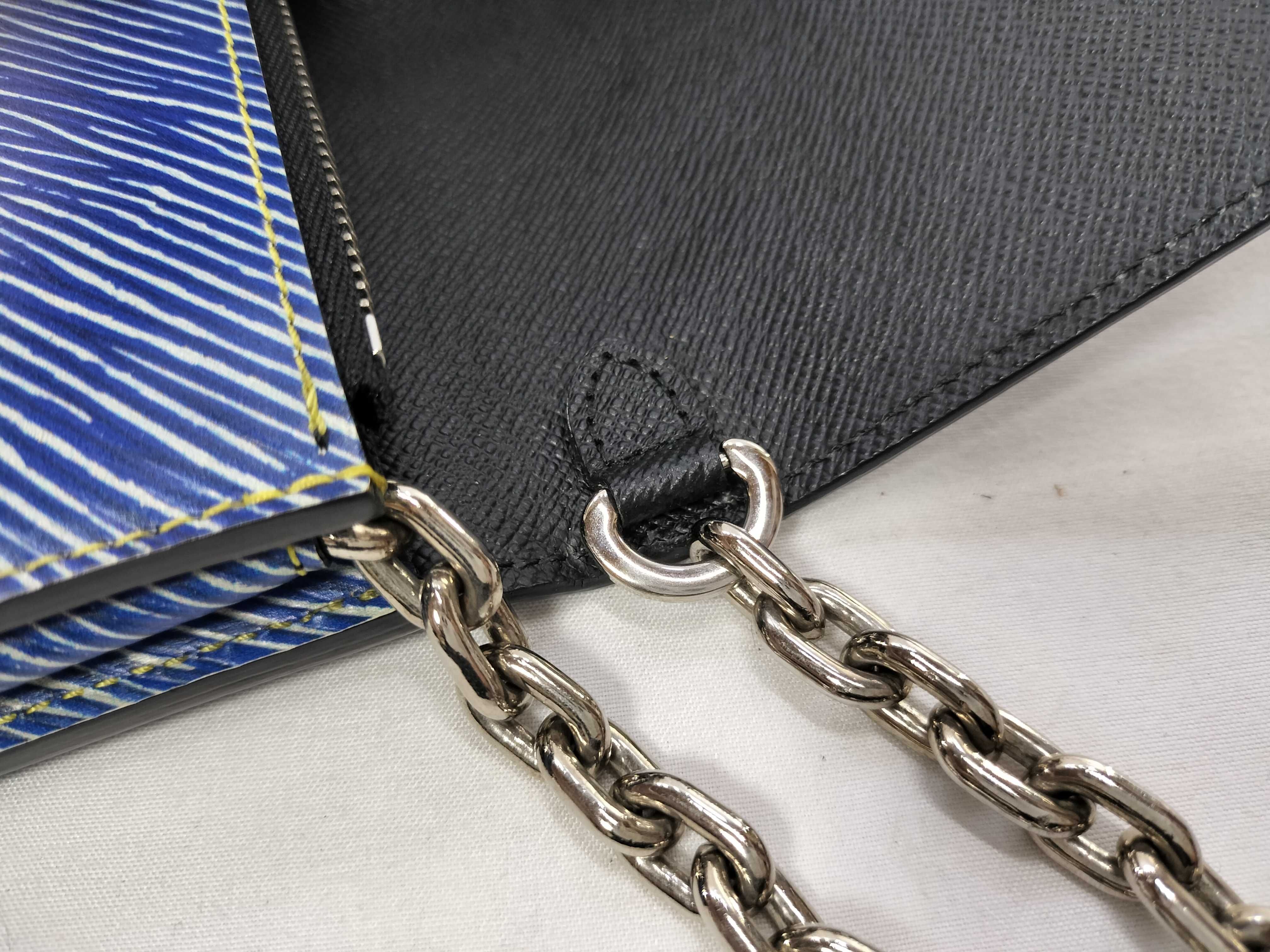 Twist MM Epi Denim Leather Shoulder Bag — view 4