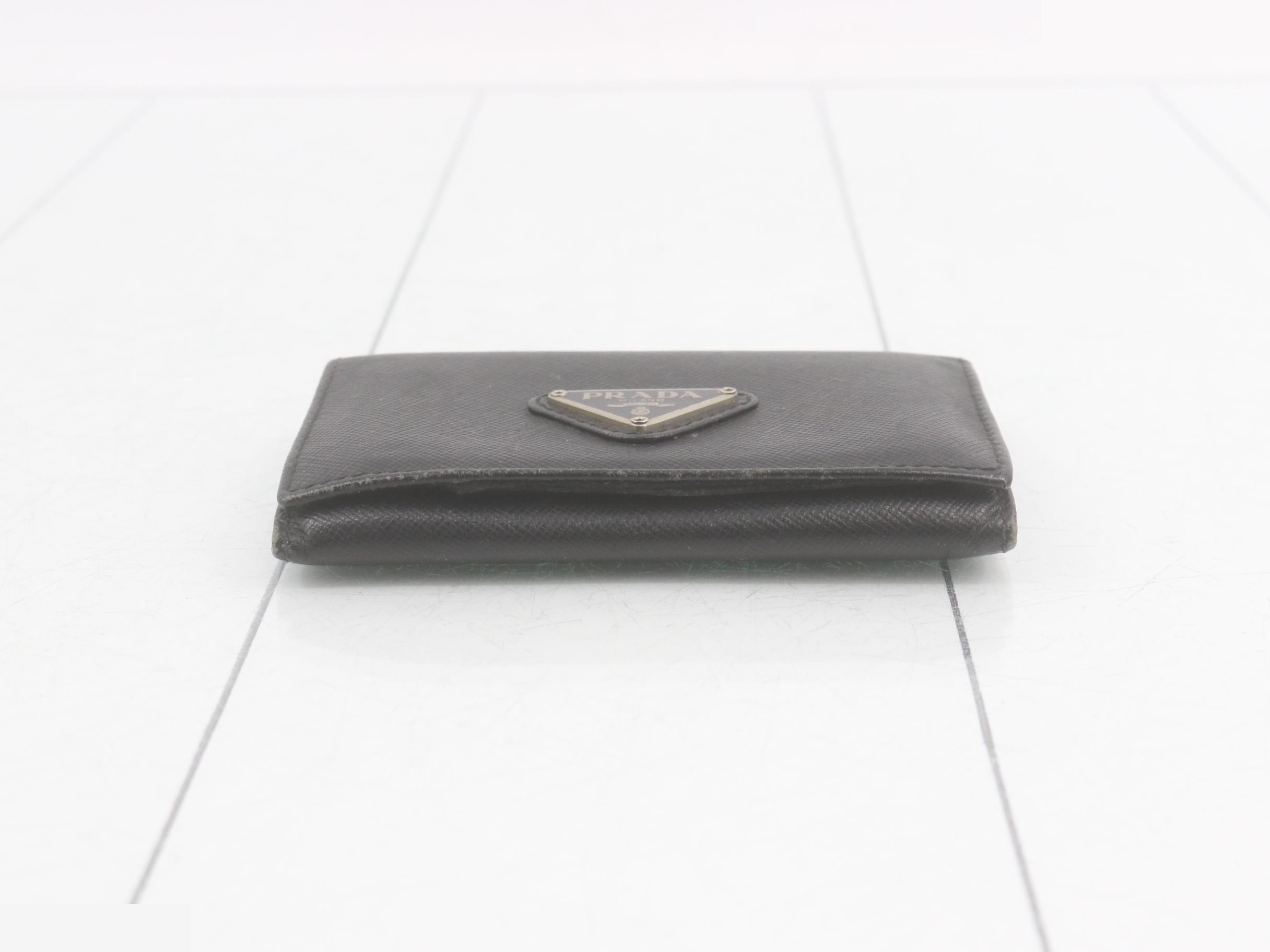 Card case — view 3