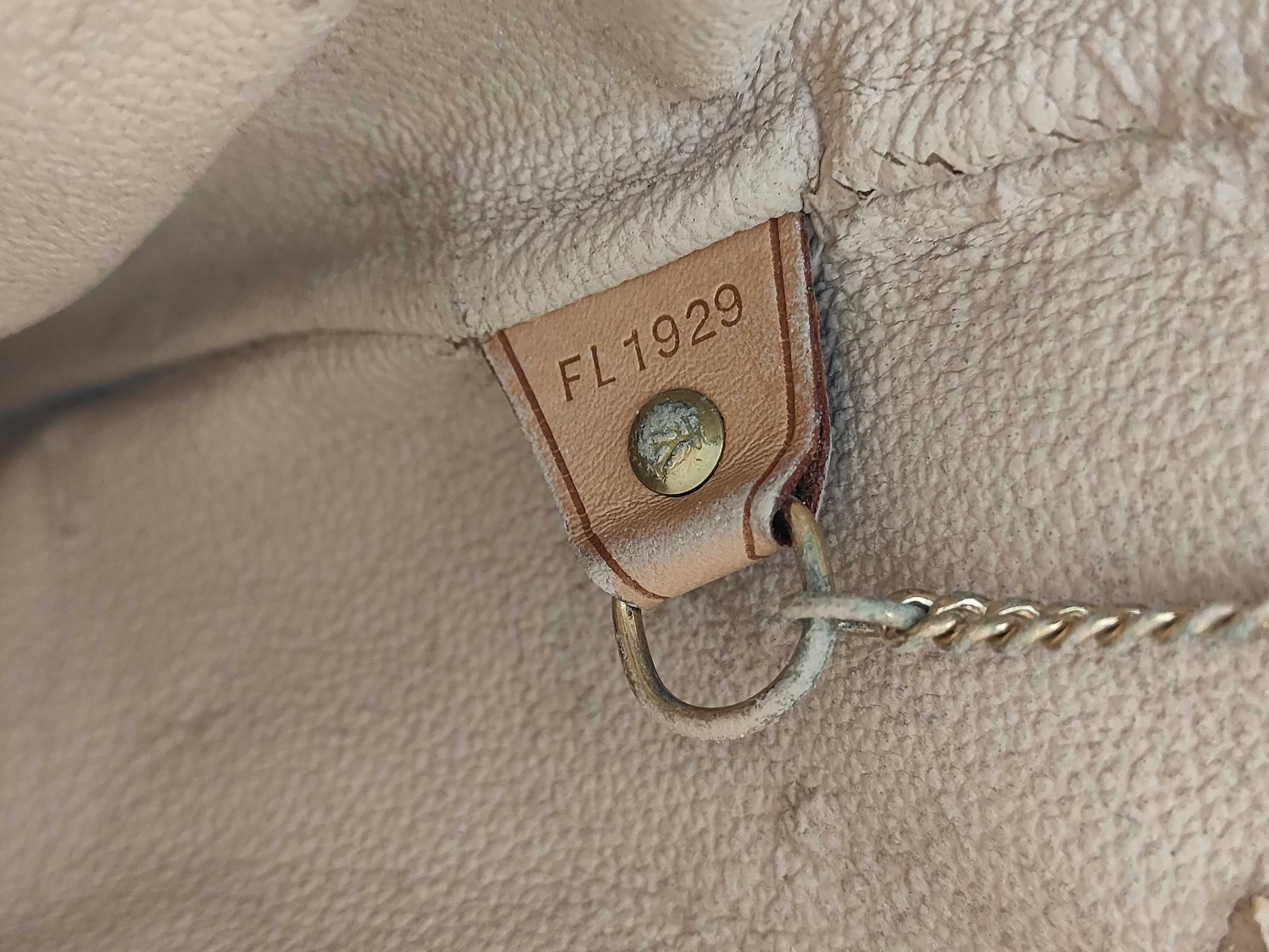 Monogram Vuitton Bucket GM M42237 Shoulder Bag — view 15