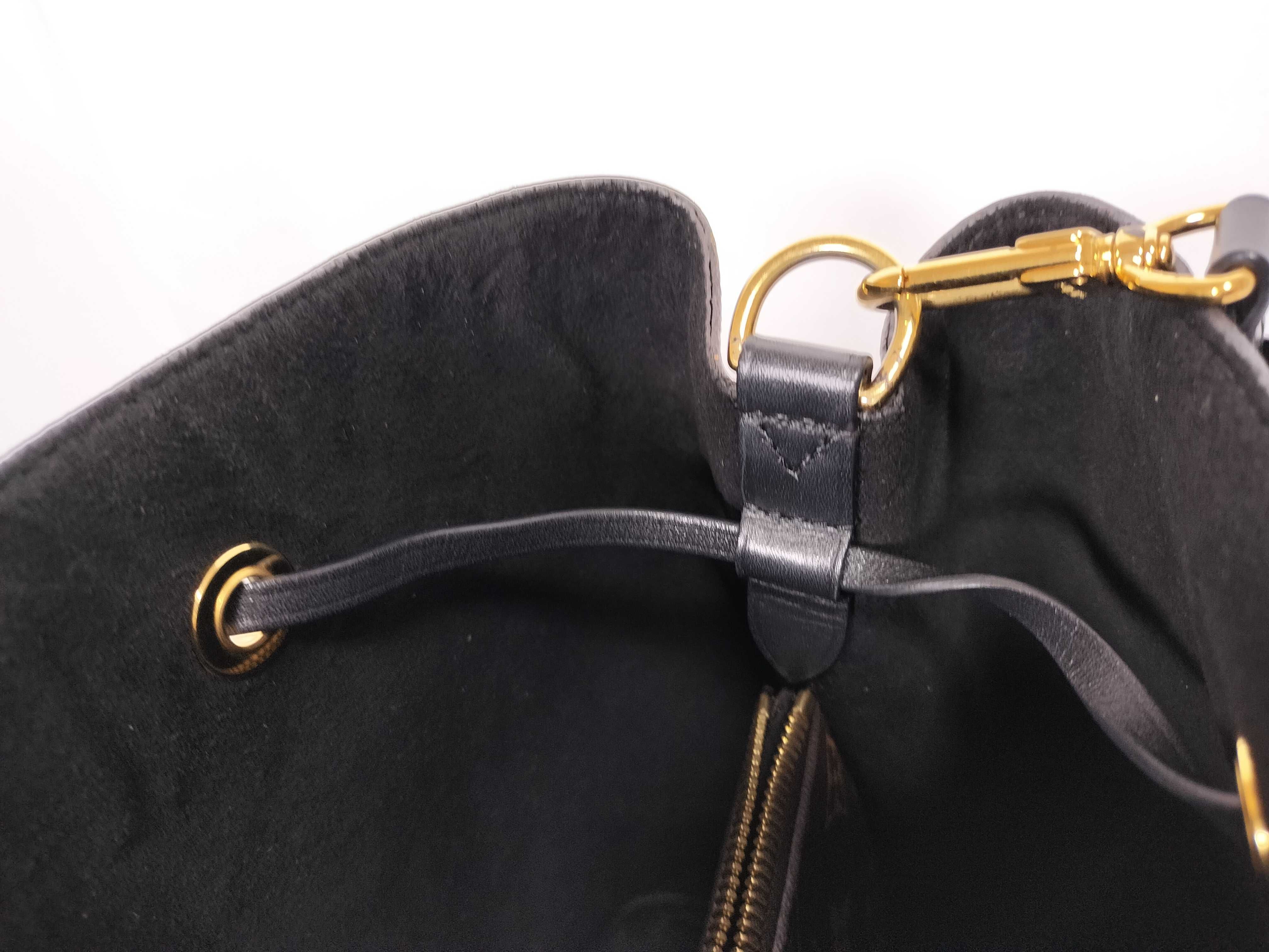 Monogram NeoNoe Gold Monogram IC Shoulder Bag — view 7