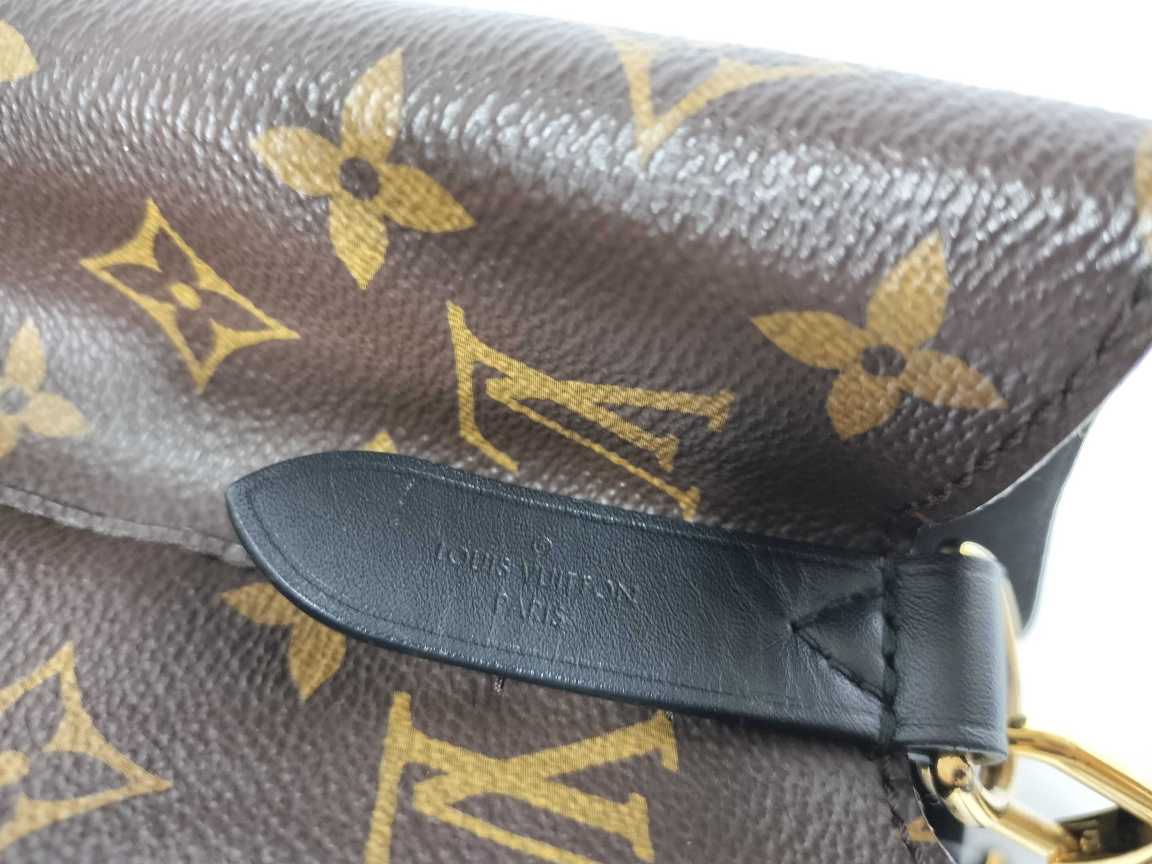 Monogram NeoNoe Gold Monogram IC Shoulder Bag — view 9