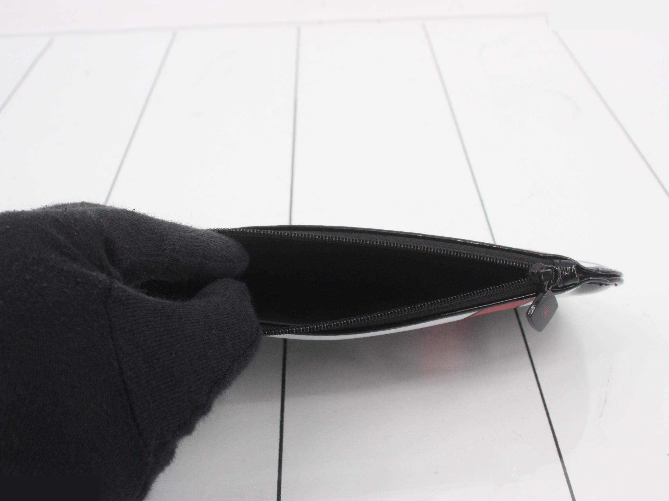 pouch — view 4