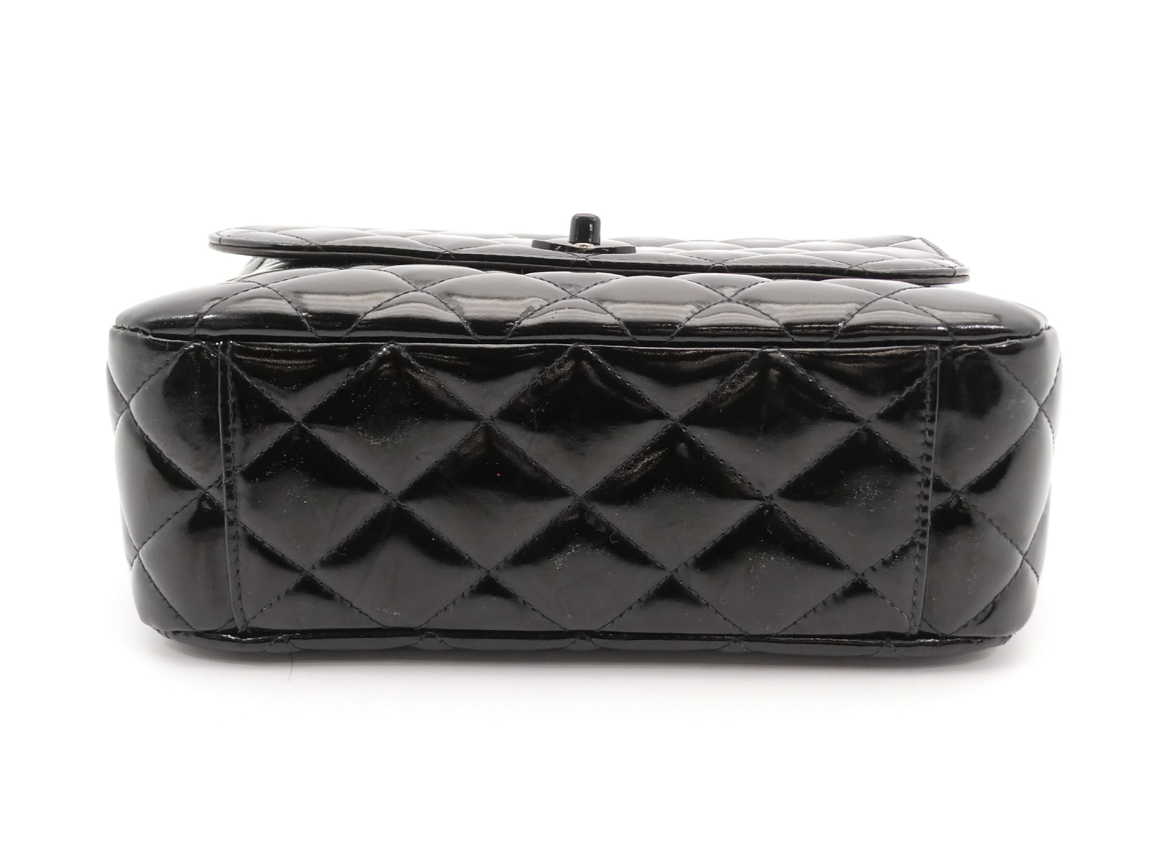 Matelassé Coco Mark Enamel Shoulder Bag — view 5