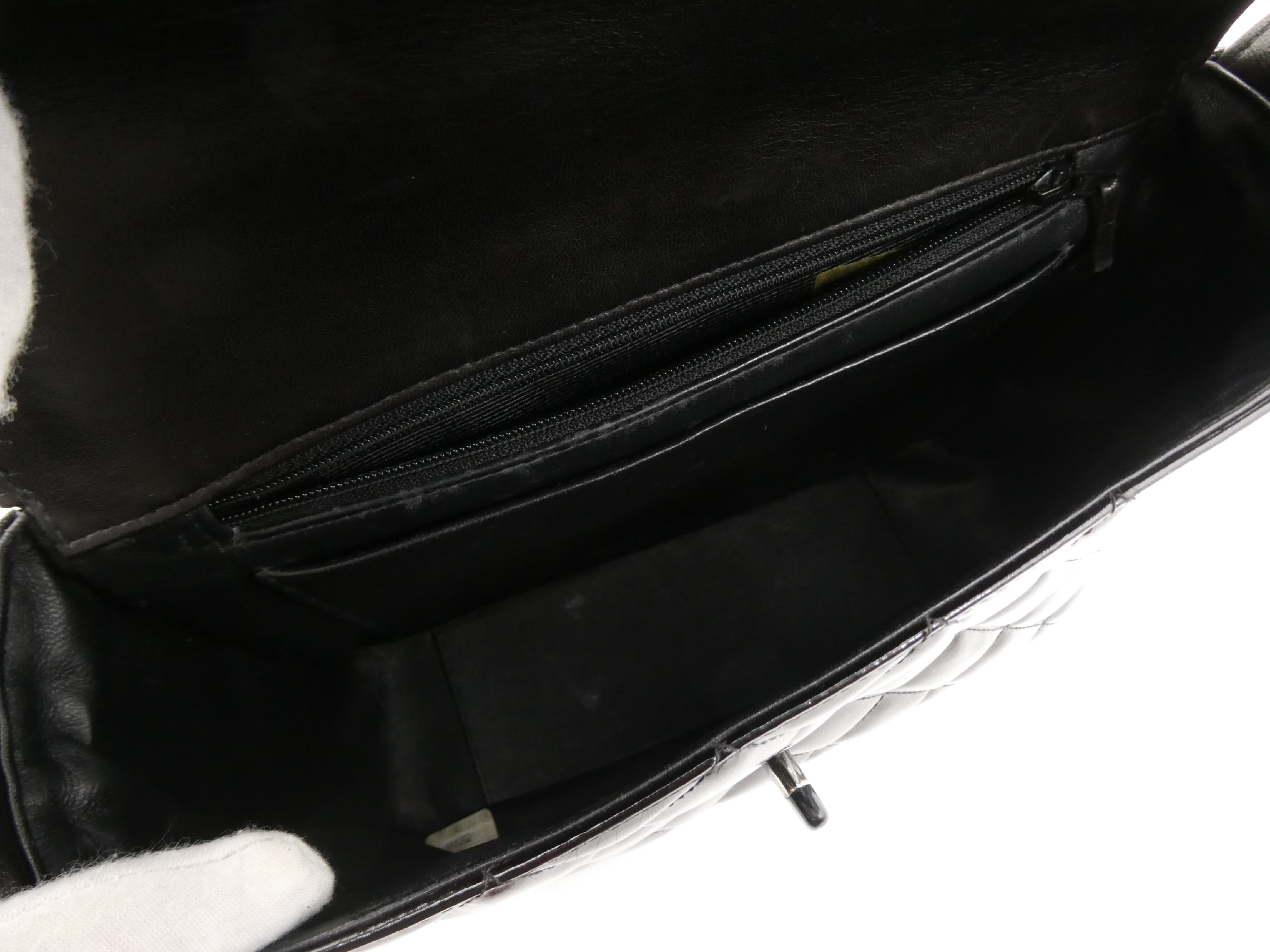 Matelassé Coco Mark Enamel Shoulder Bag — view 7