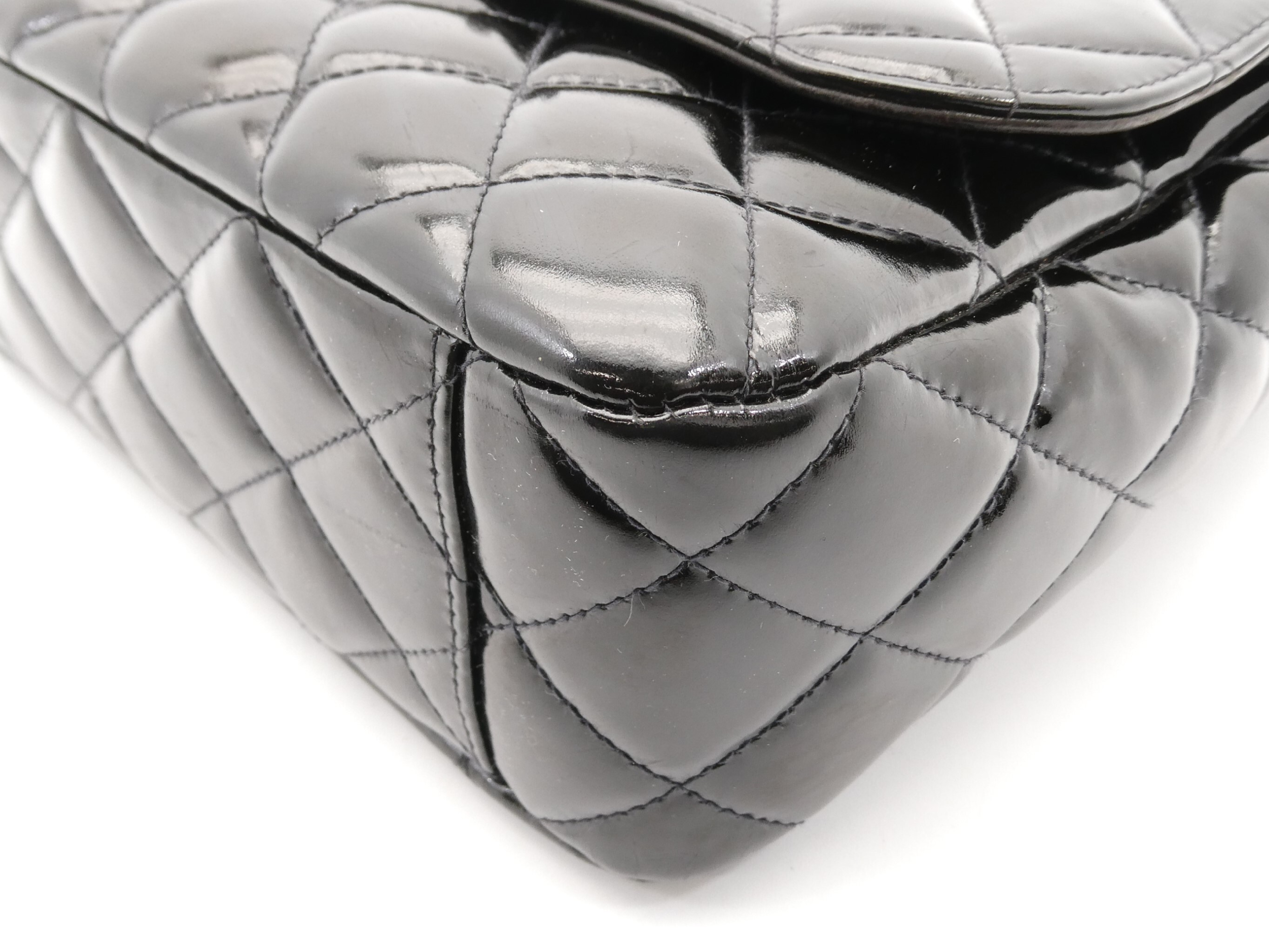 Matelassé Coco Mark Enamel Shoulder Bag — view 10
