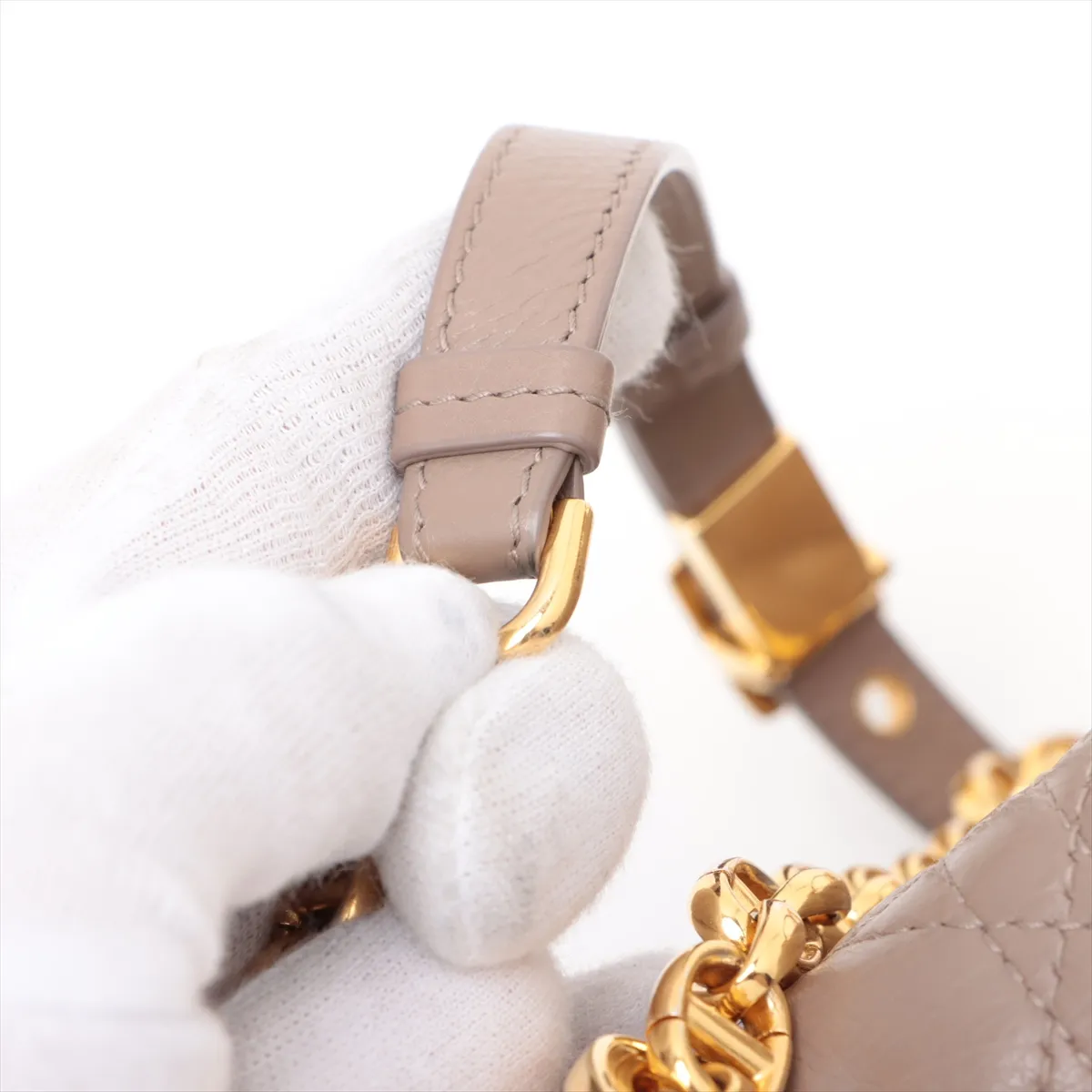 Cannage Caro Leather Chain Shoulder Bag Beige — view 15