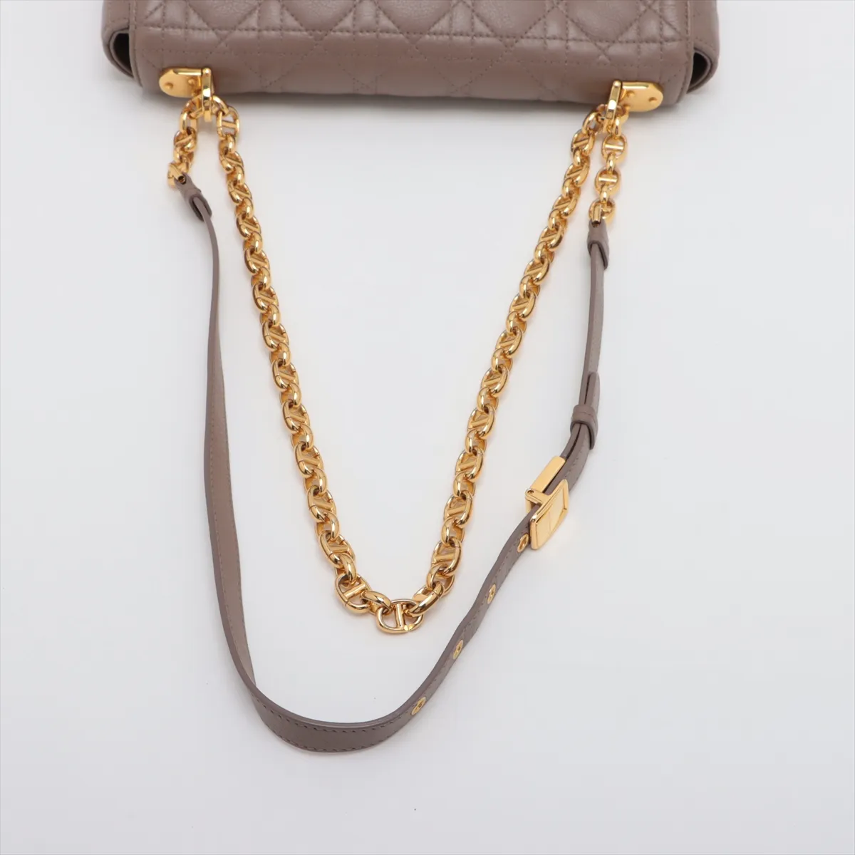 Cannage Caro Leather Chain Shoulder Bag Beige — view 5