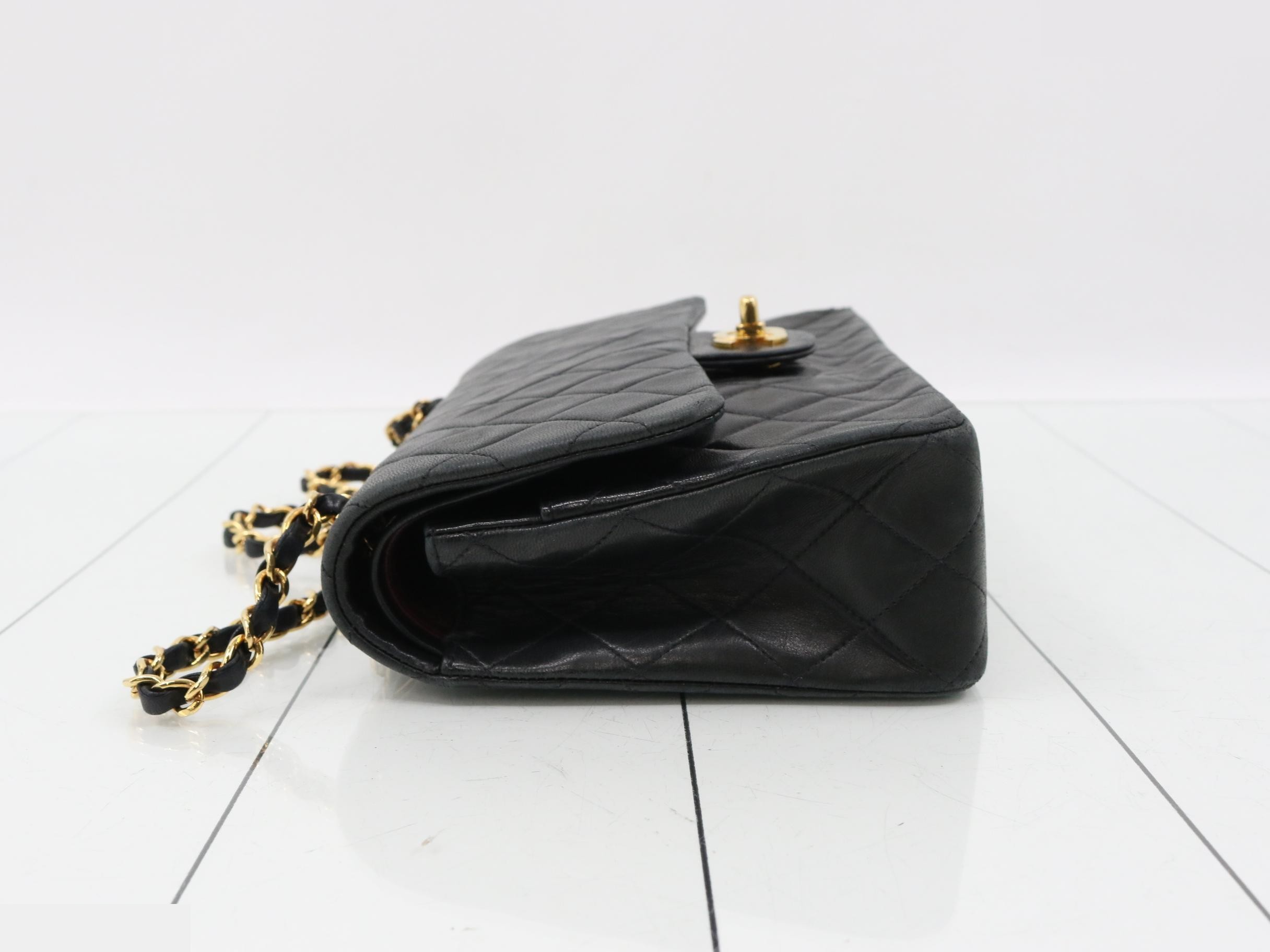 Matelassé Chain Shoulder Bag, Black — view 4