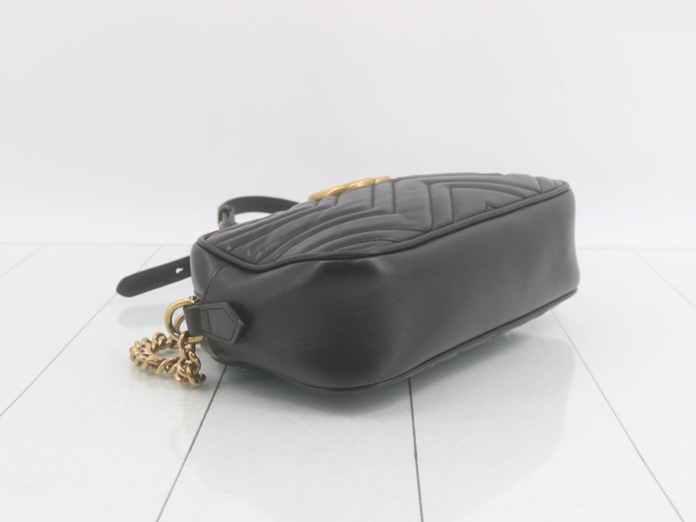 GG Marmont Leather Shoulder Bag, Black — view 5