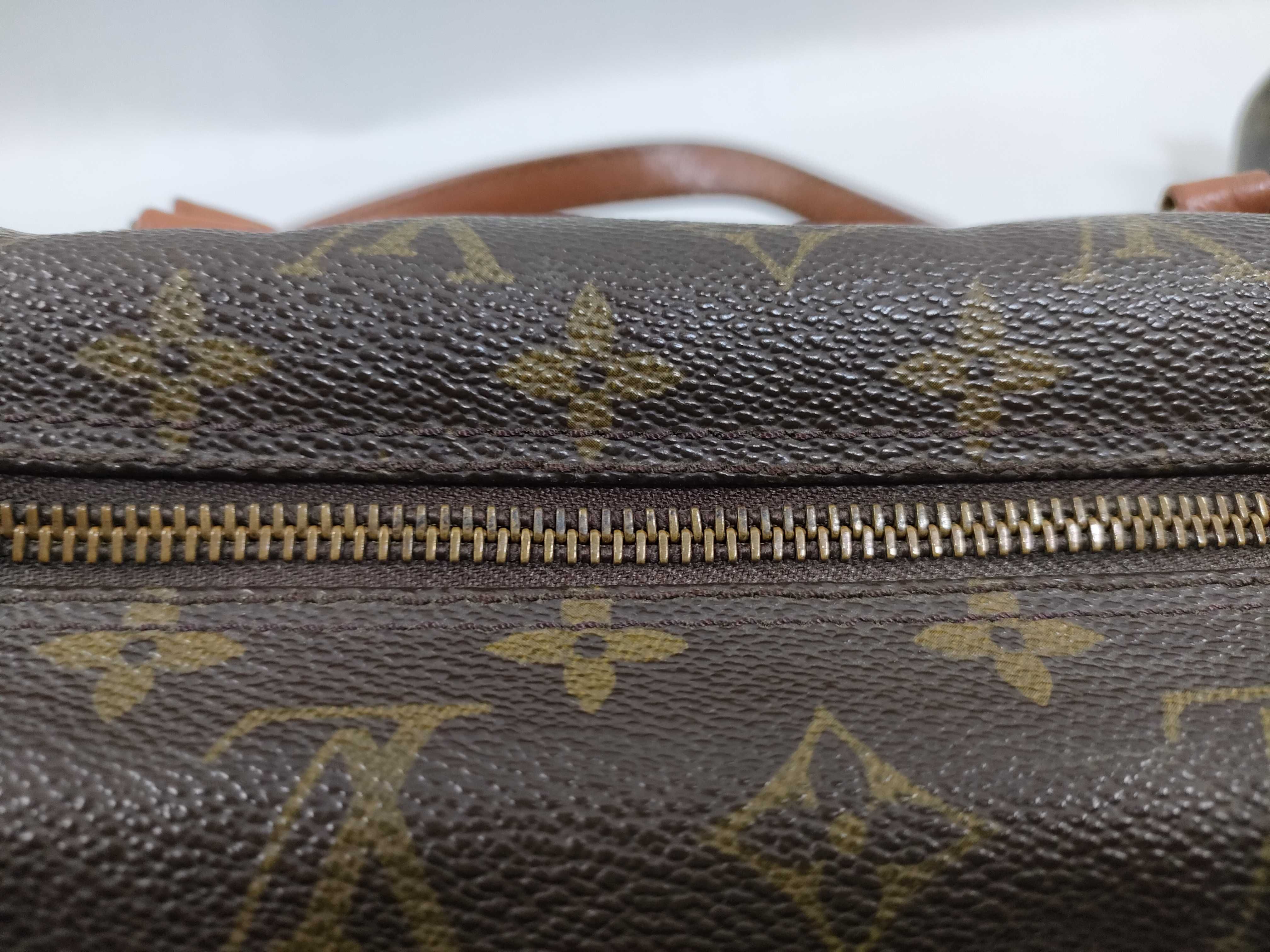 Monogram Papillon 30 M51365 862TH Handbag with Pouch — view 6