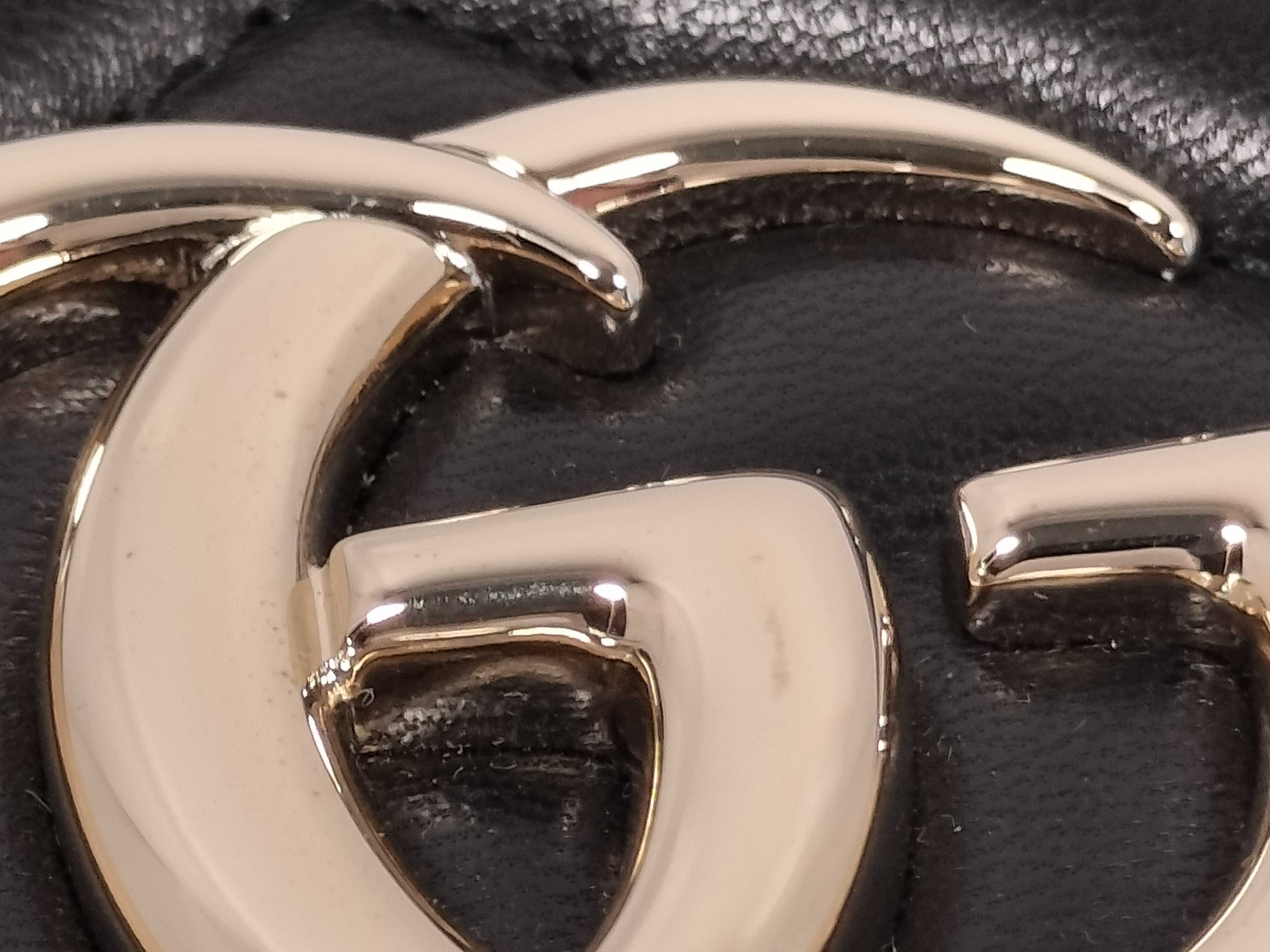 GG Marmont Shoulder Bag — view 15