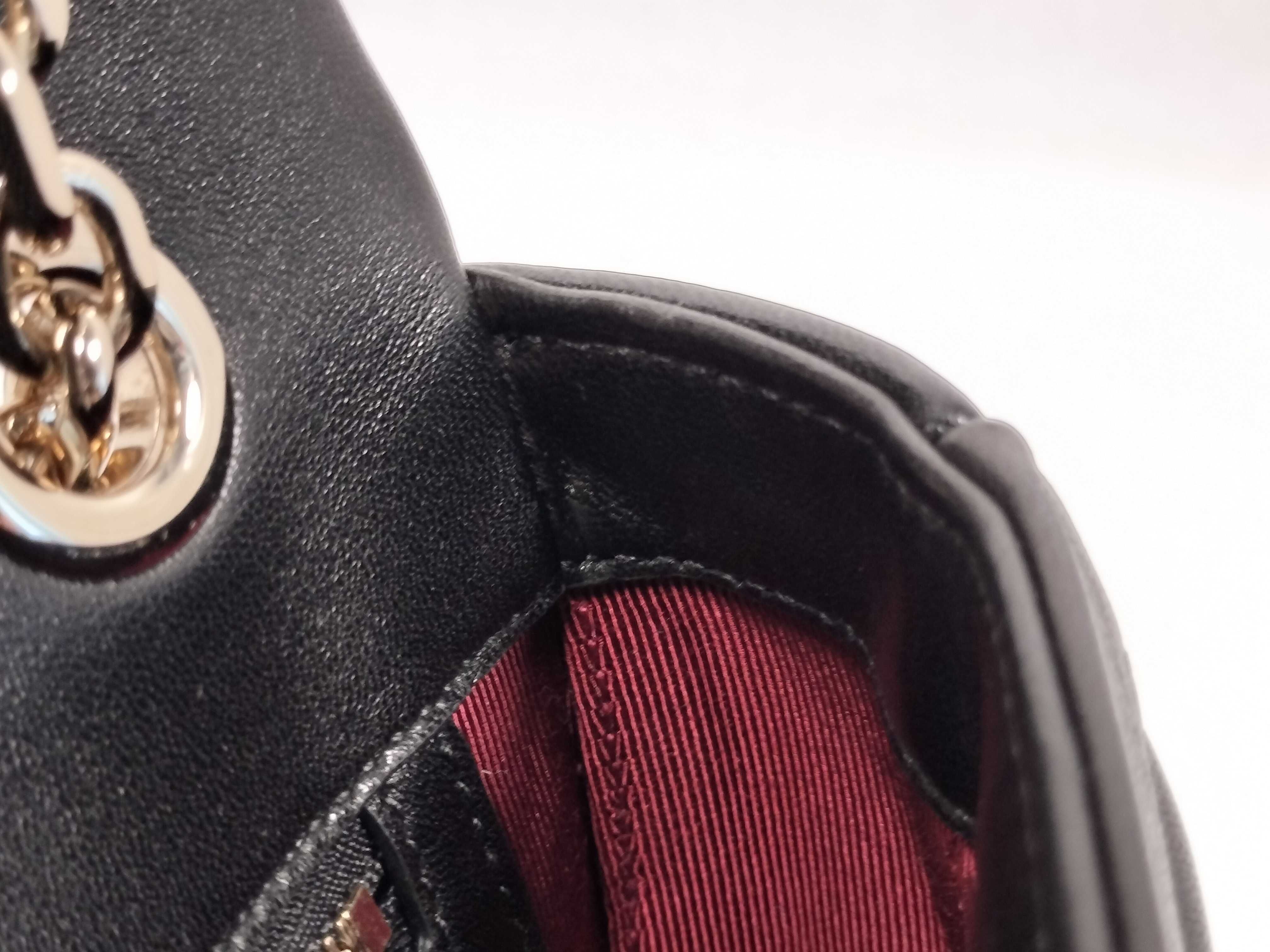 GG Marmont Shoulder Bag — view 9