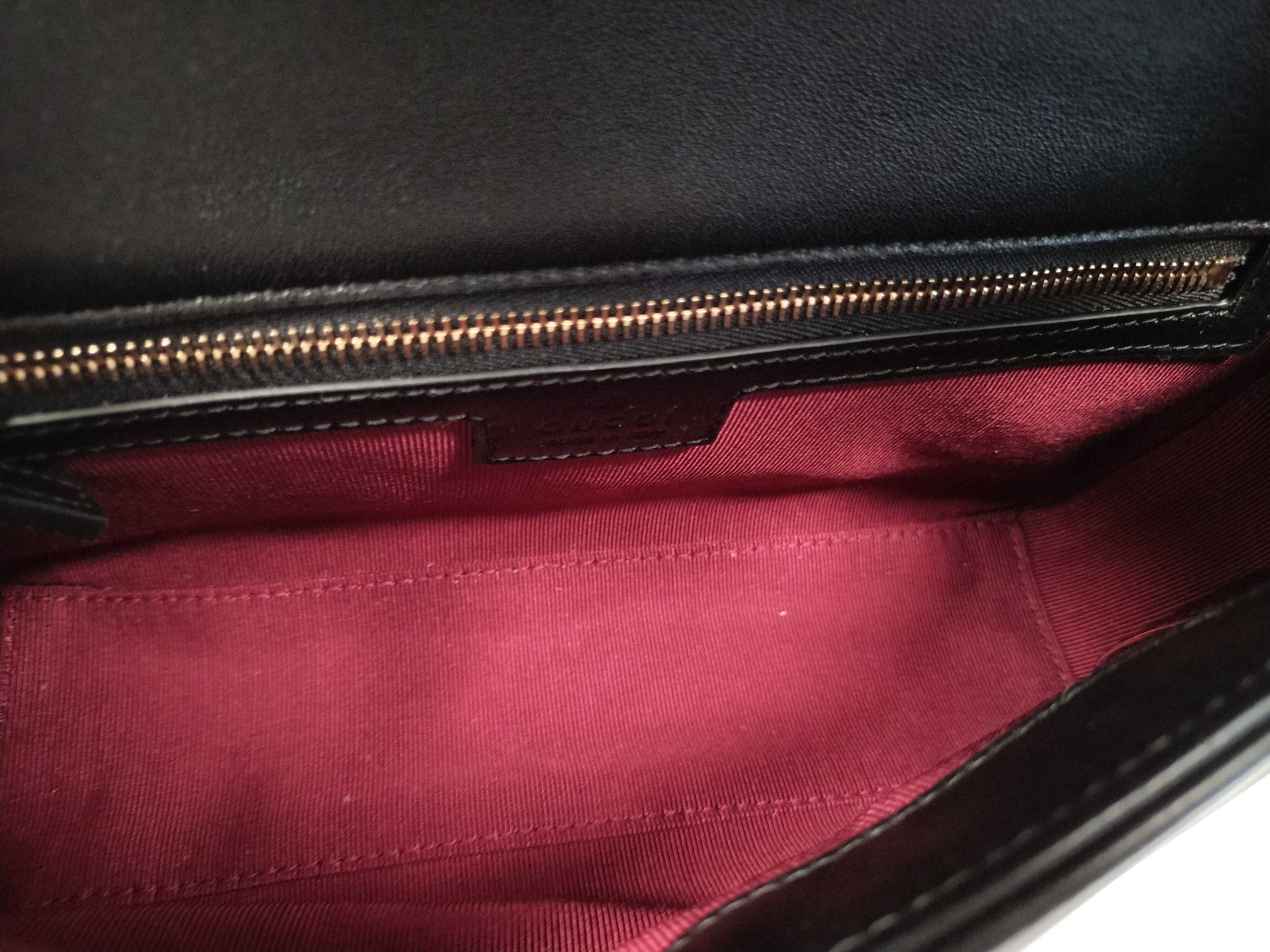 GG Marmont Shoulder Bag — view 10