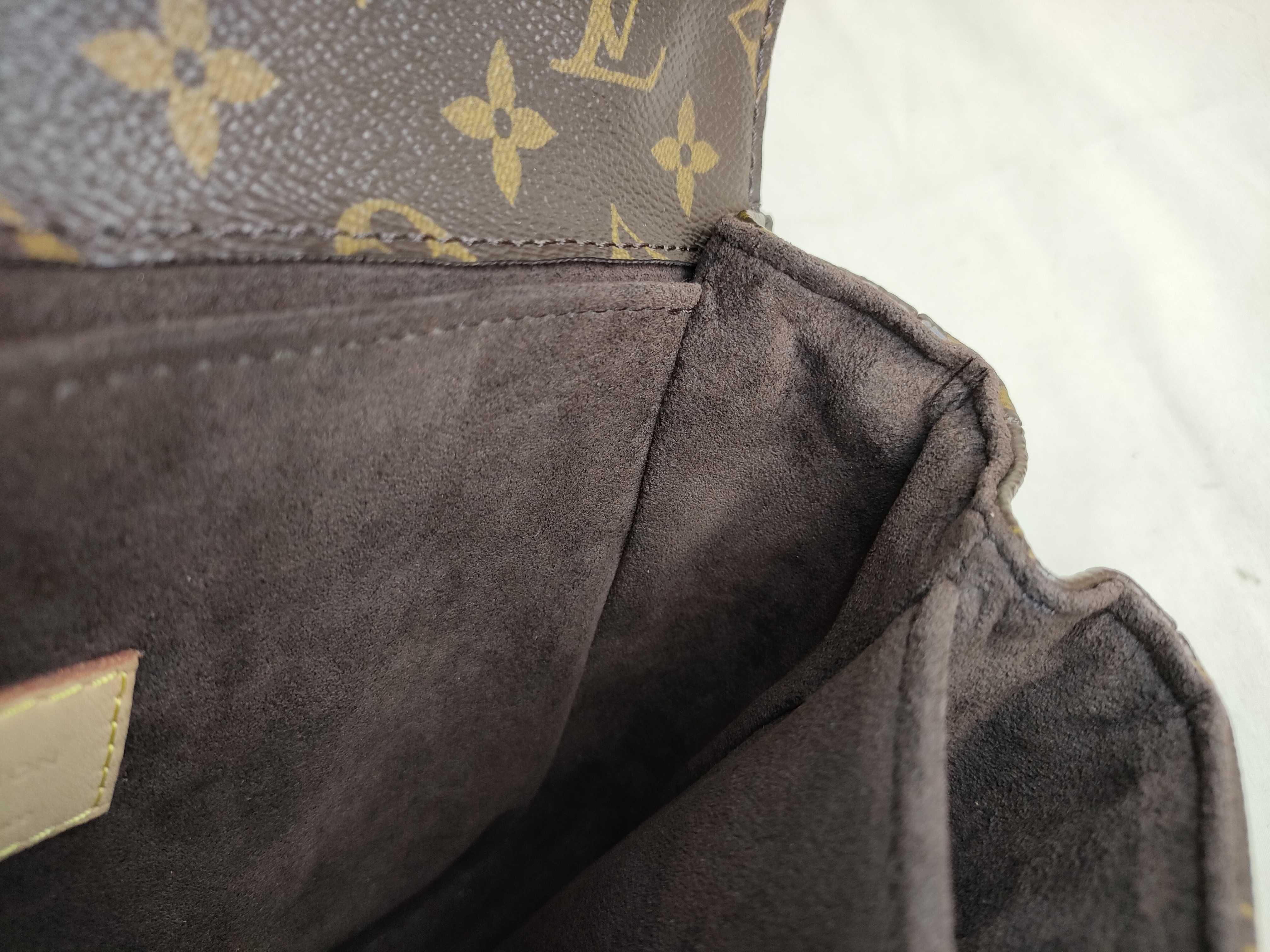 Monogram LV Monogram Messenger Handbag — view 10