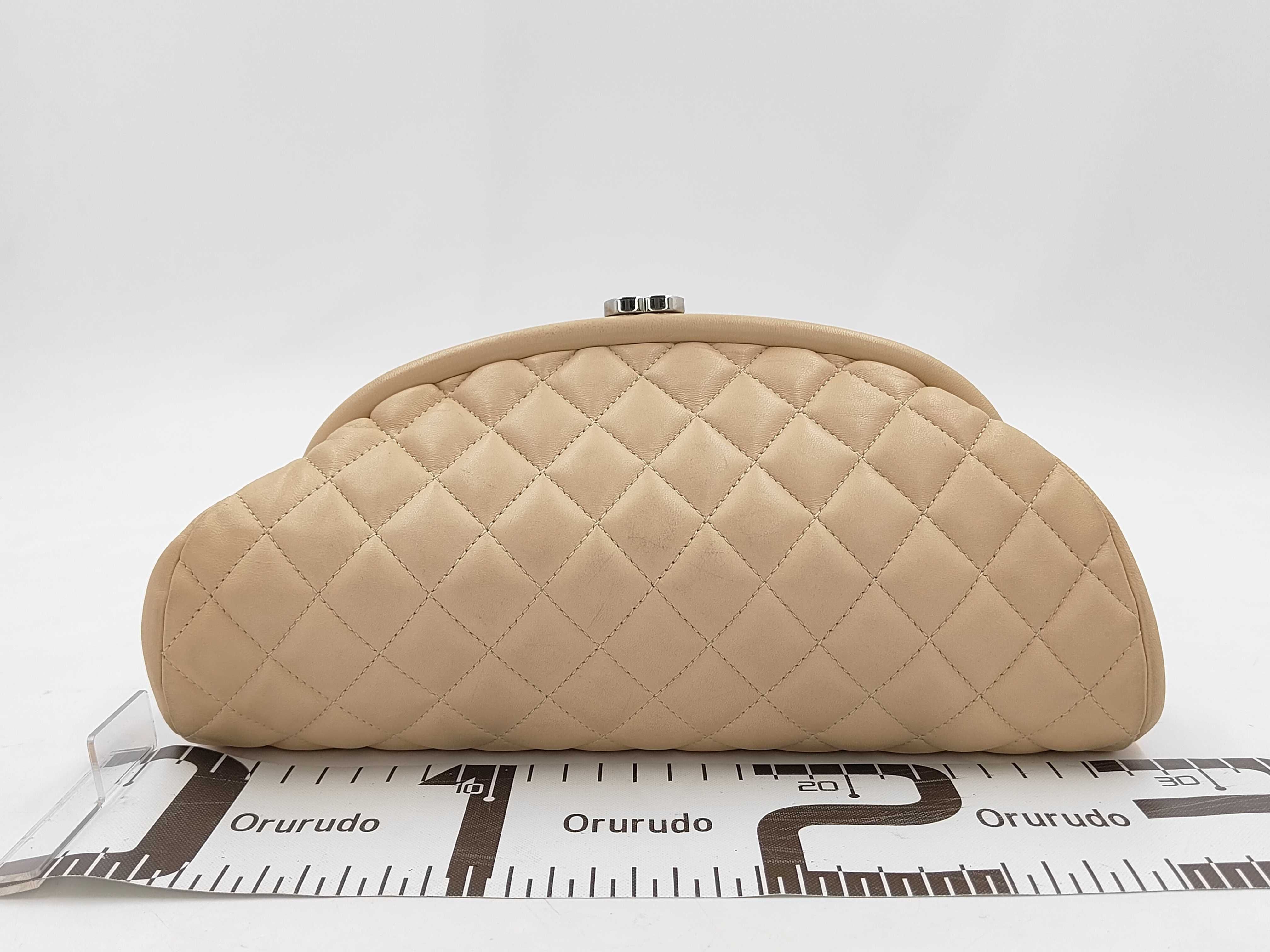 ID- Matelasse Cow Skin Clutch bag Beige Silver Metal fittings #15260243 Clutch bag — view 2