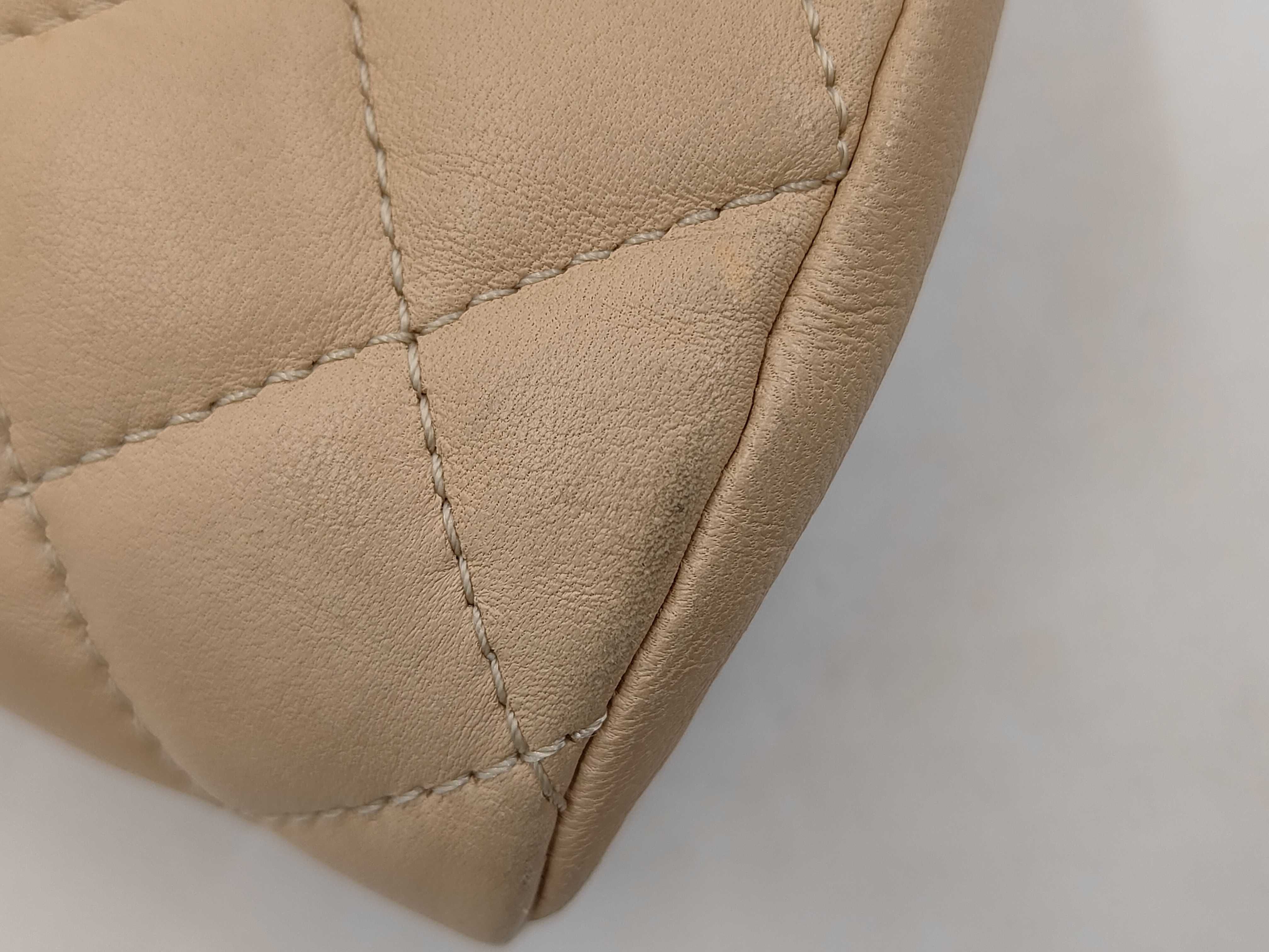 ID- Matelasse Cow Skin Clutch bag Beige Silver Metal fittings #15260243 Clutch bag — view 12