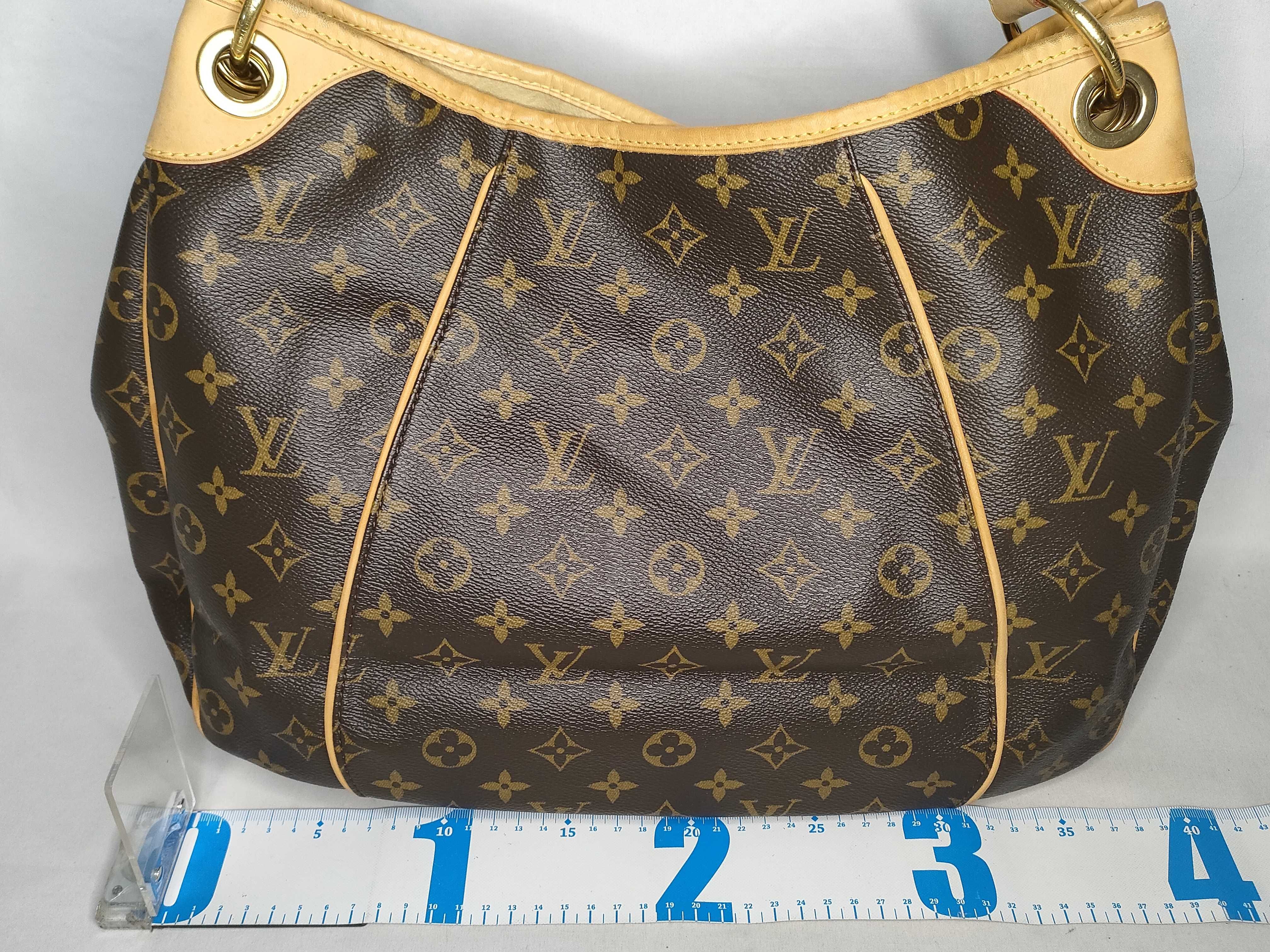 Monogram Louis Vuitton Handbag Shoulder Bag — view 2