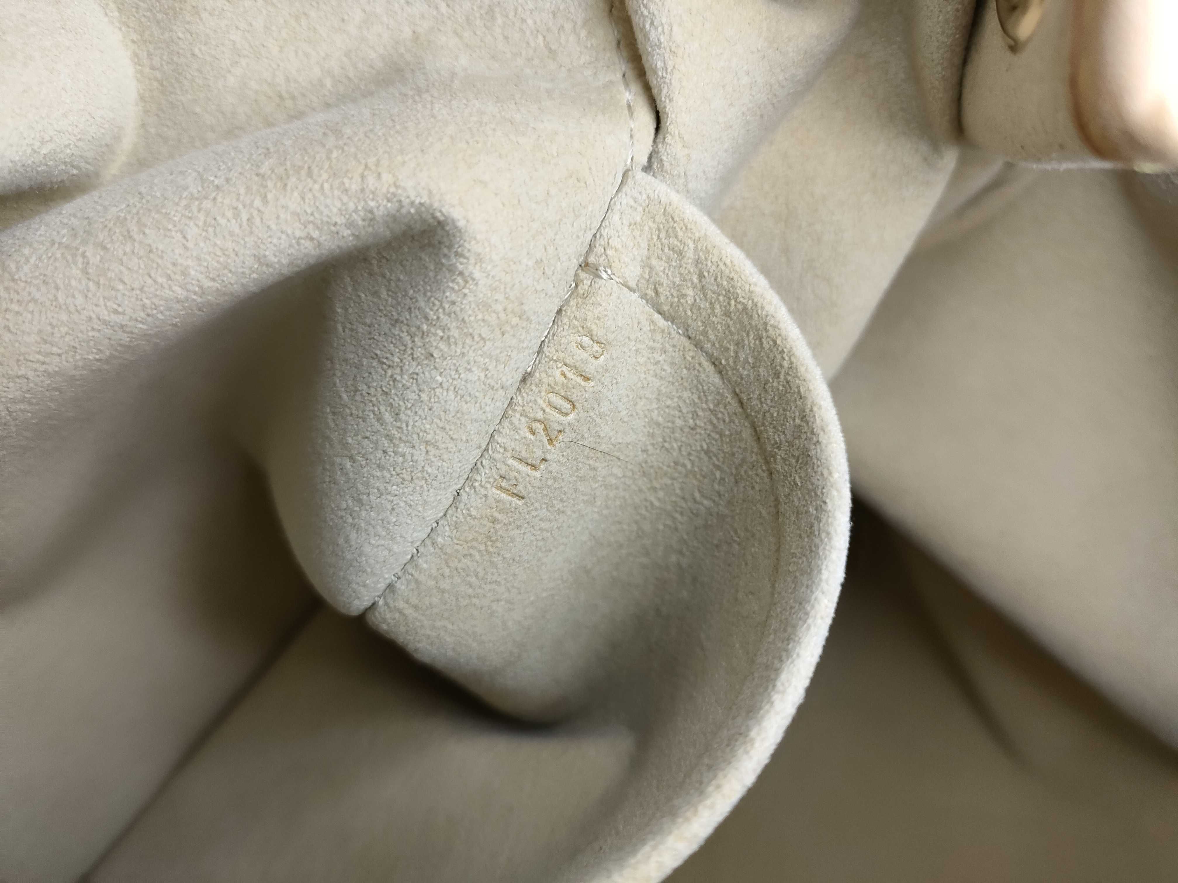 Monogram Louis Vuitton Handbag Shoulder Bag — view 14