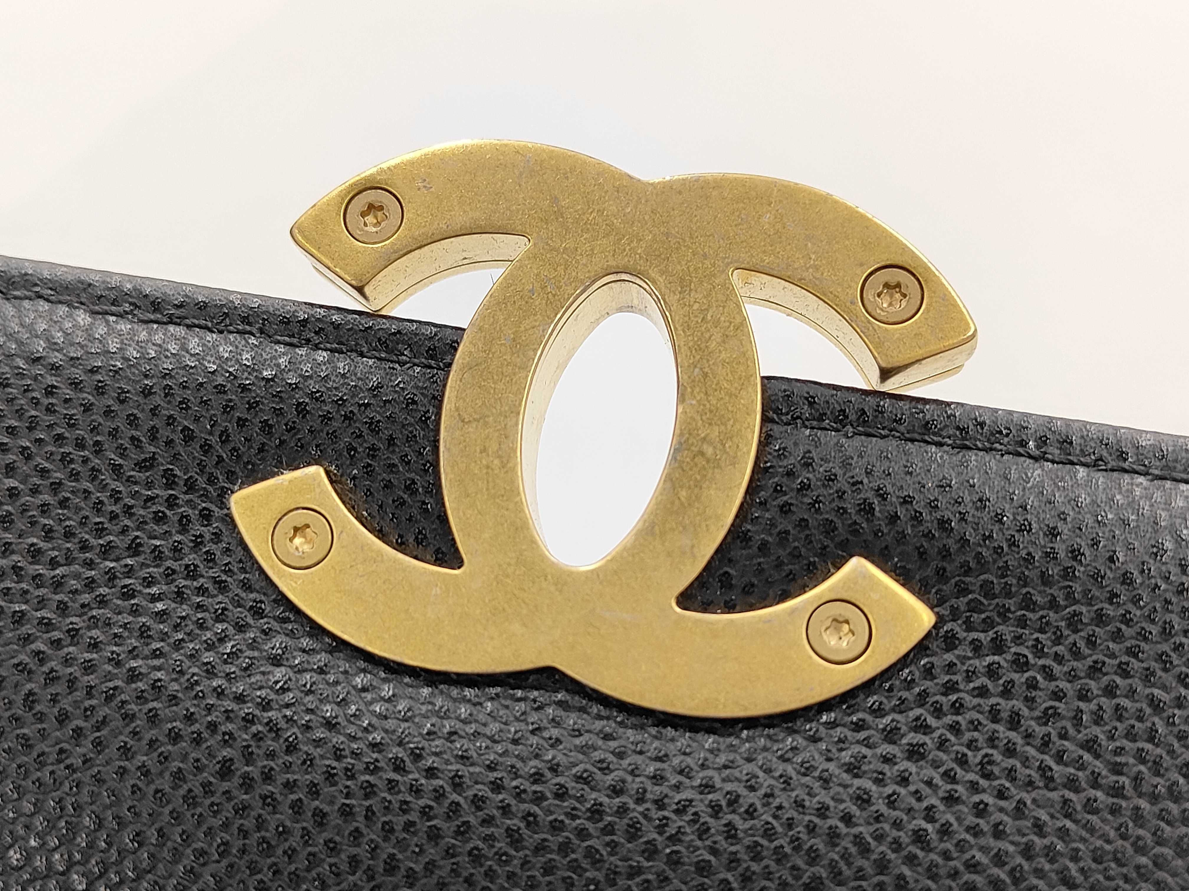 BAG CAVIAR SKIN SHINY CAVIAR QUILTED SMALL FLAP Shoulder Bag — view 12
