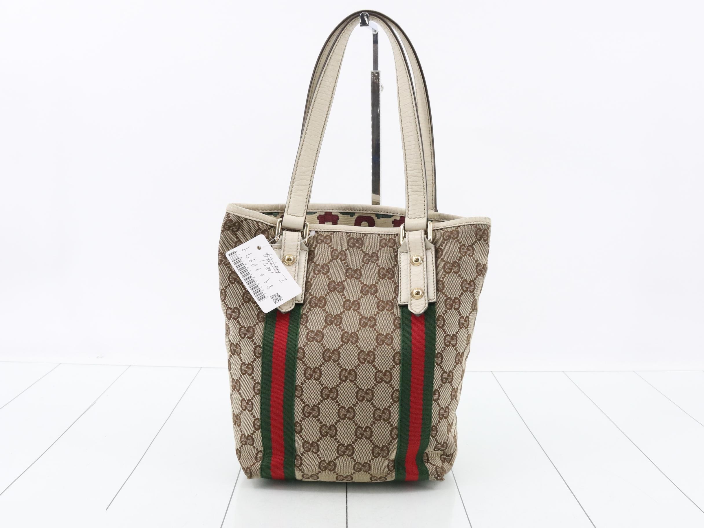 GG Canvas Handbag 162898 — view 2