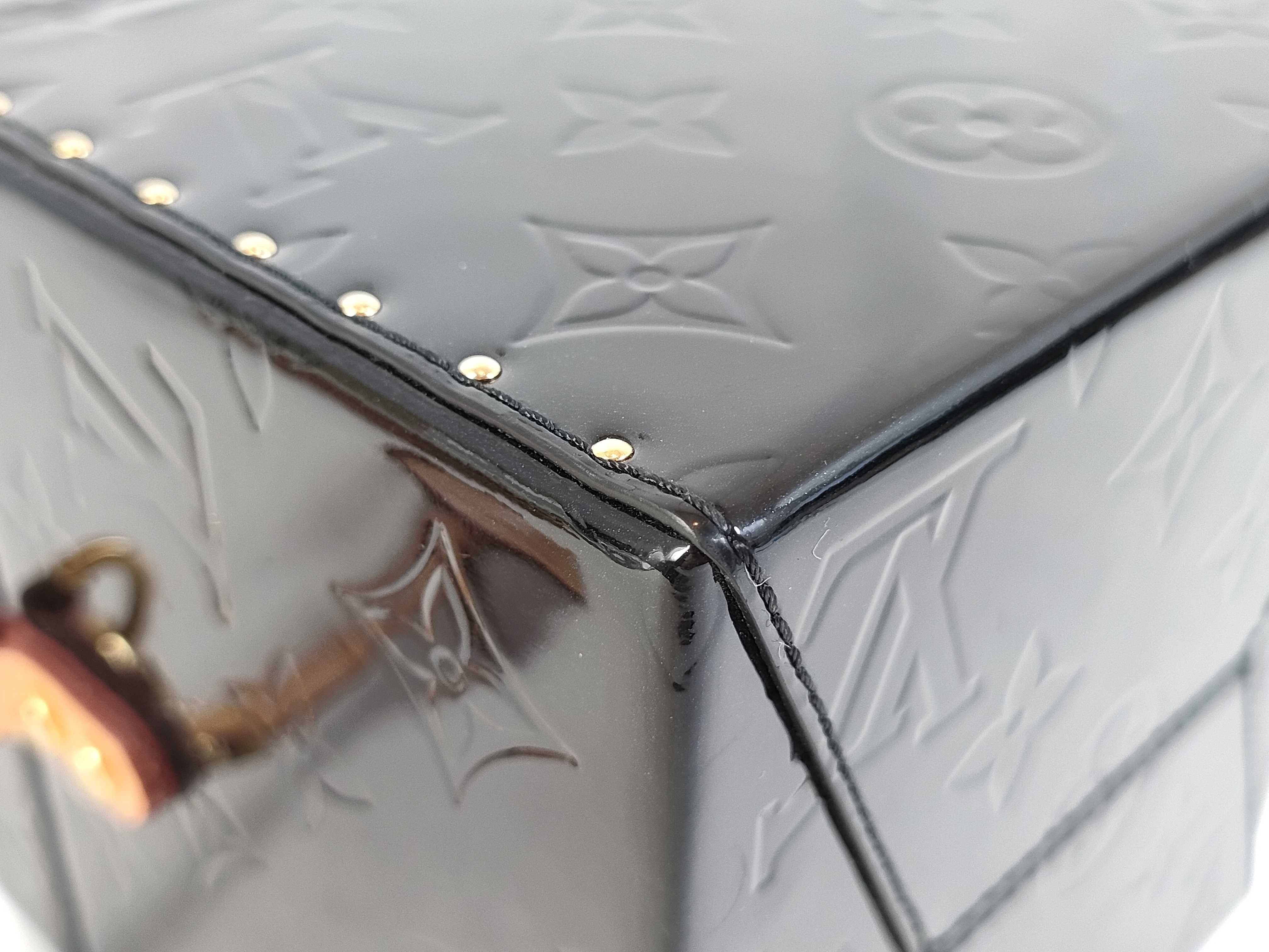 Vernis Louis Vuitton M90375 Monogram Vernis Spring Street PM Handbag Vanity Bag — view 8