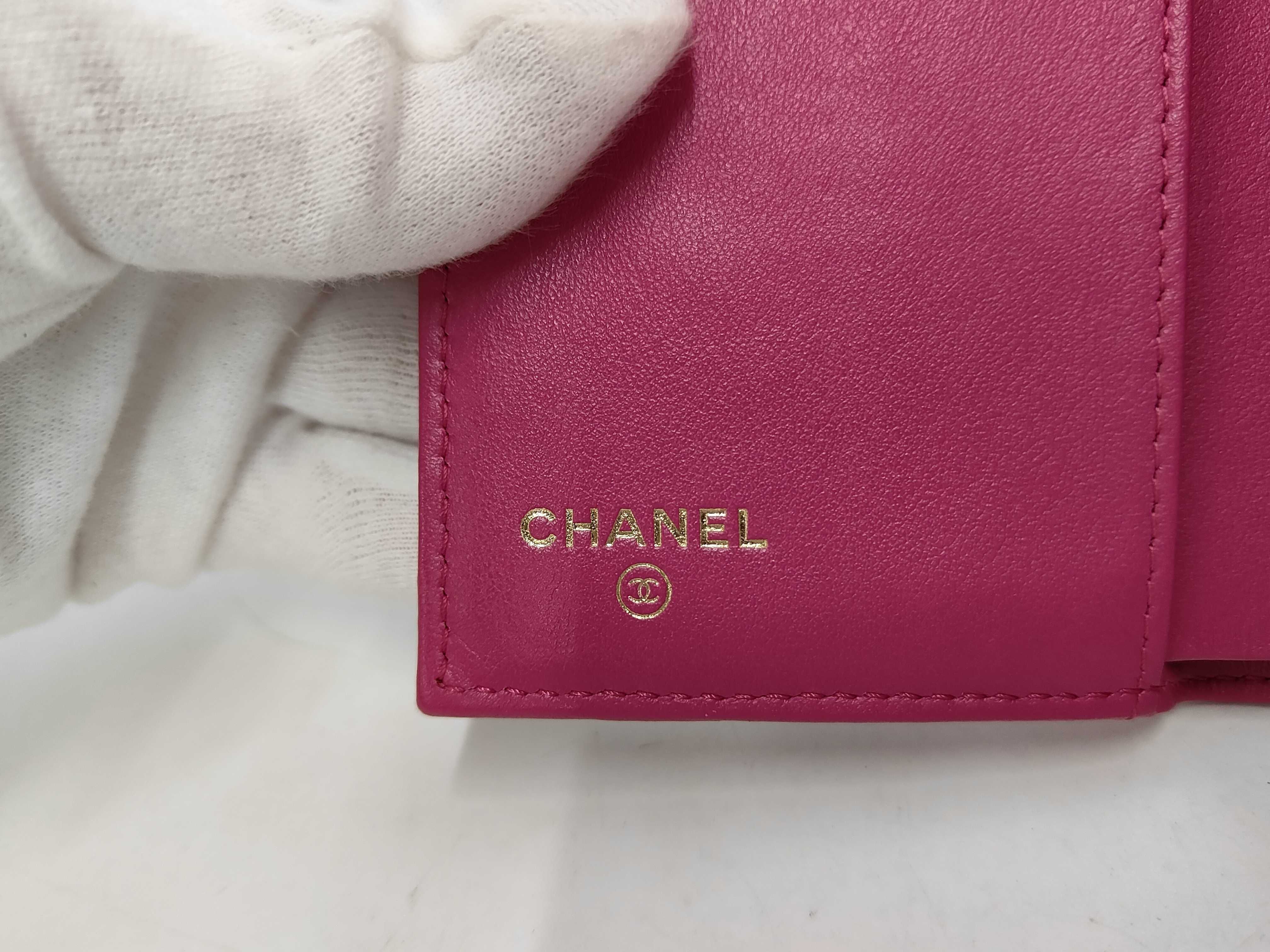 Camellia No. 5 Compact Wallet — view 10