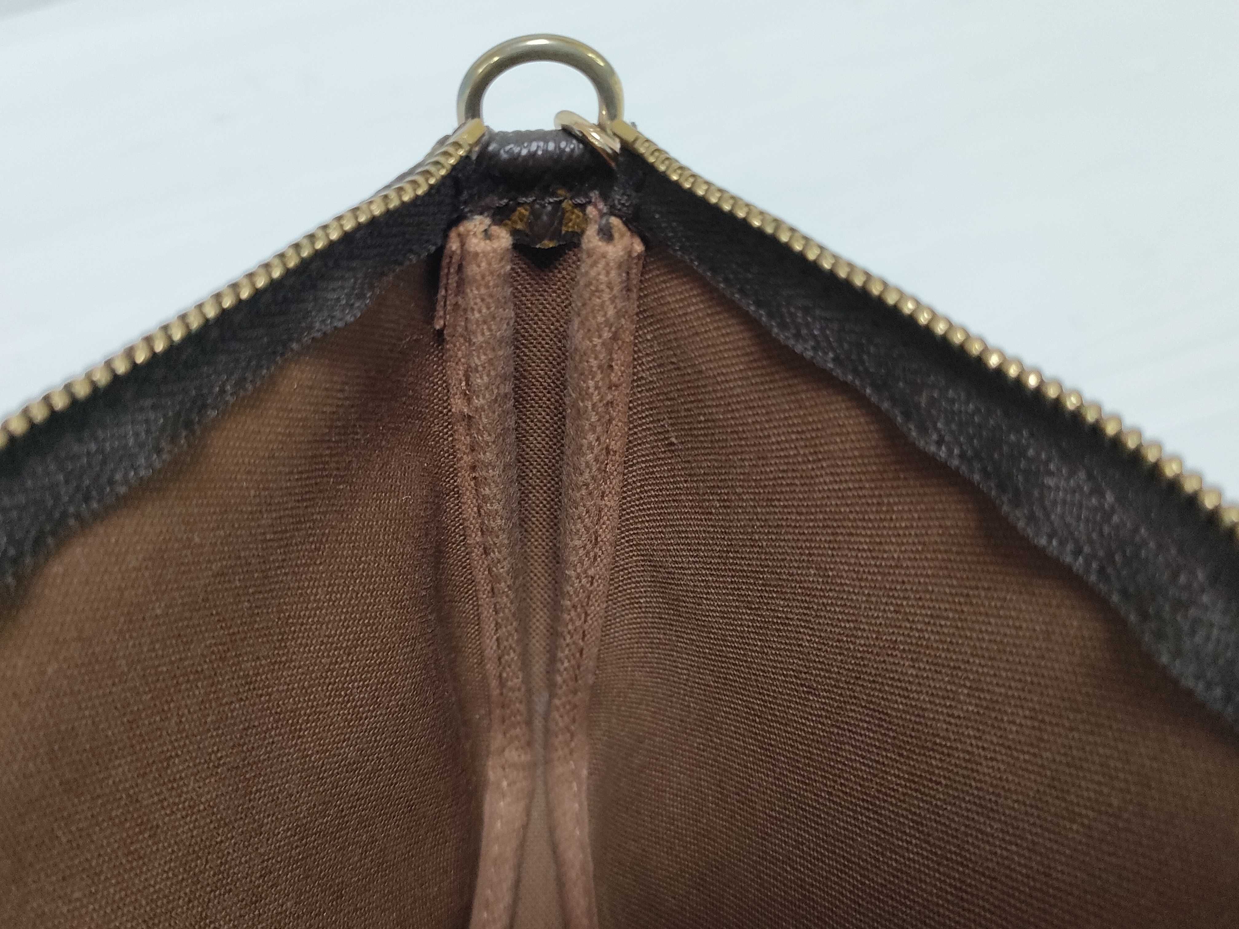 Monogram Accessoires AR1929 Handbag — view 9