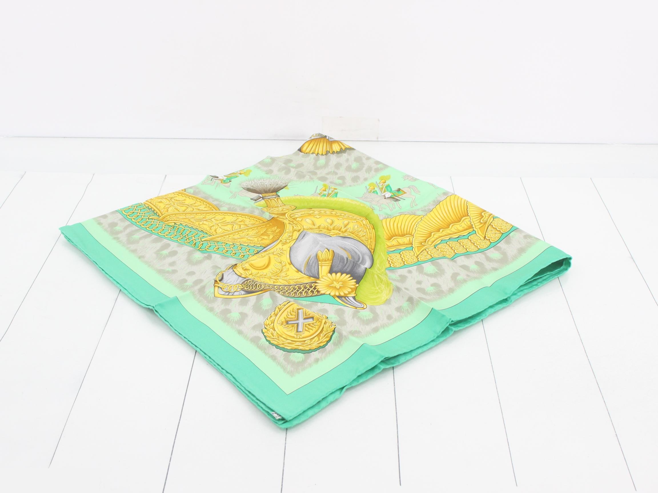 Carre 90 Scarf — view 2