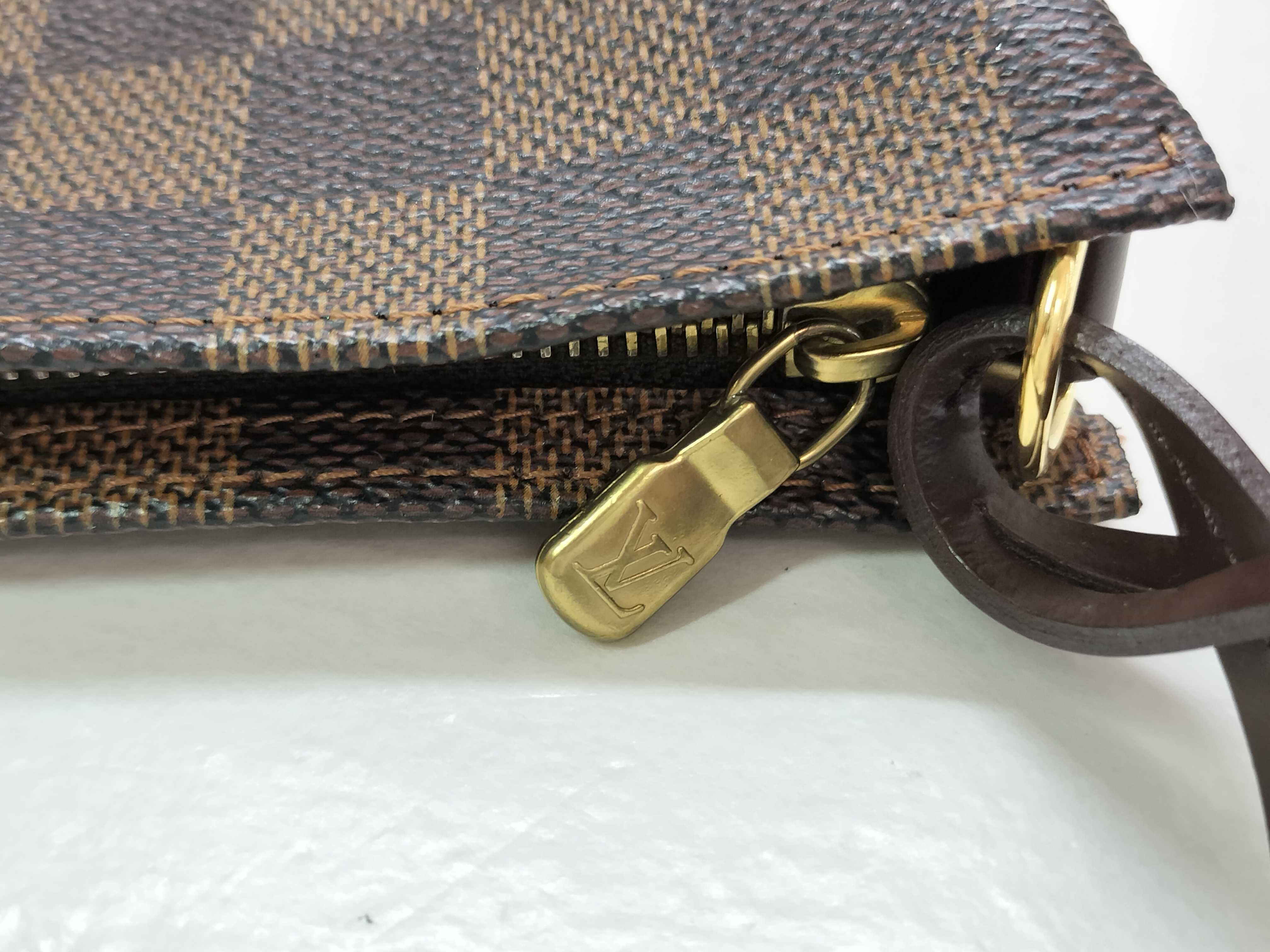 Damier Navona Pouch N51983 (Serial number unknown) Brown — view 12
