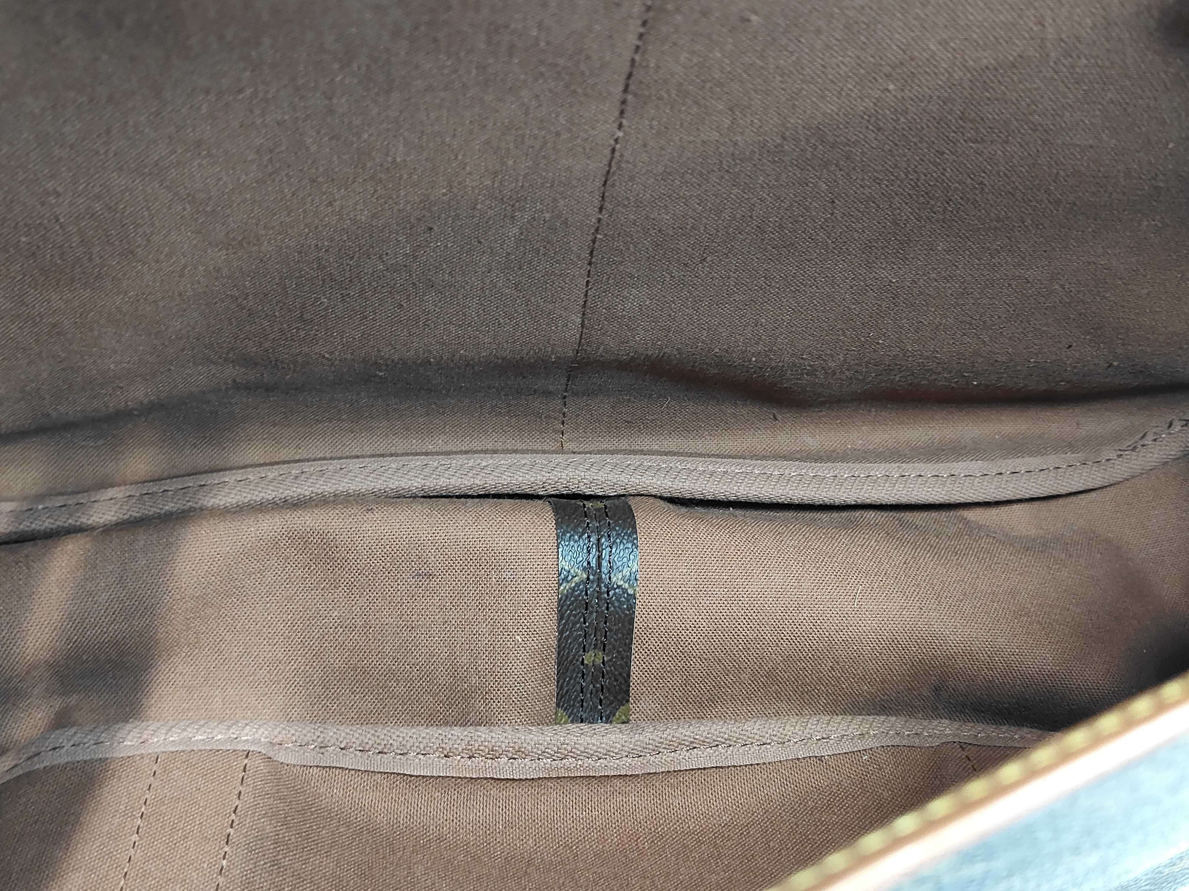 Saumur Shoulder Bag — view 9