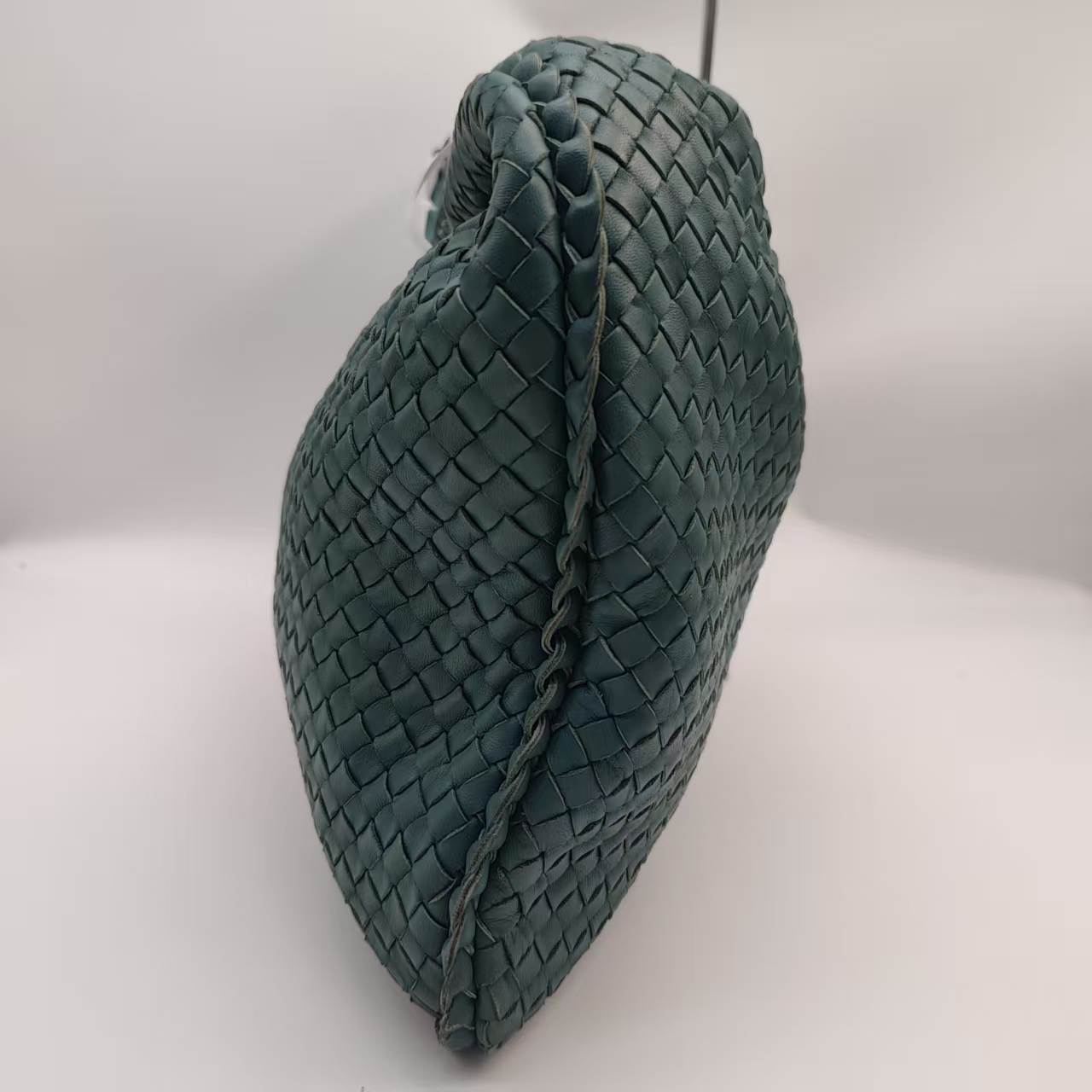 【*Shipped from: China*】BOTTEGA VENETA Hobo Lambskin Handbag — view 3