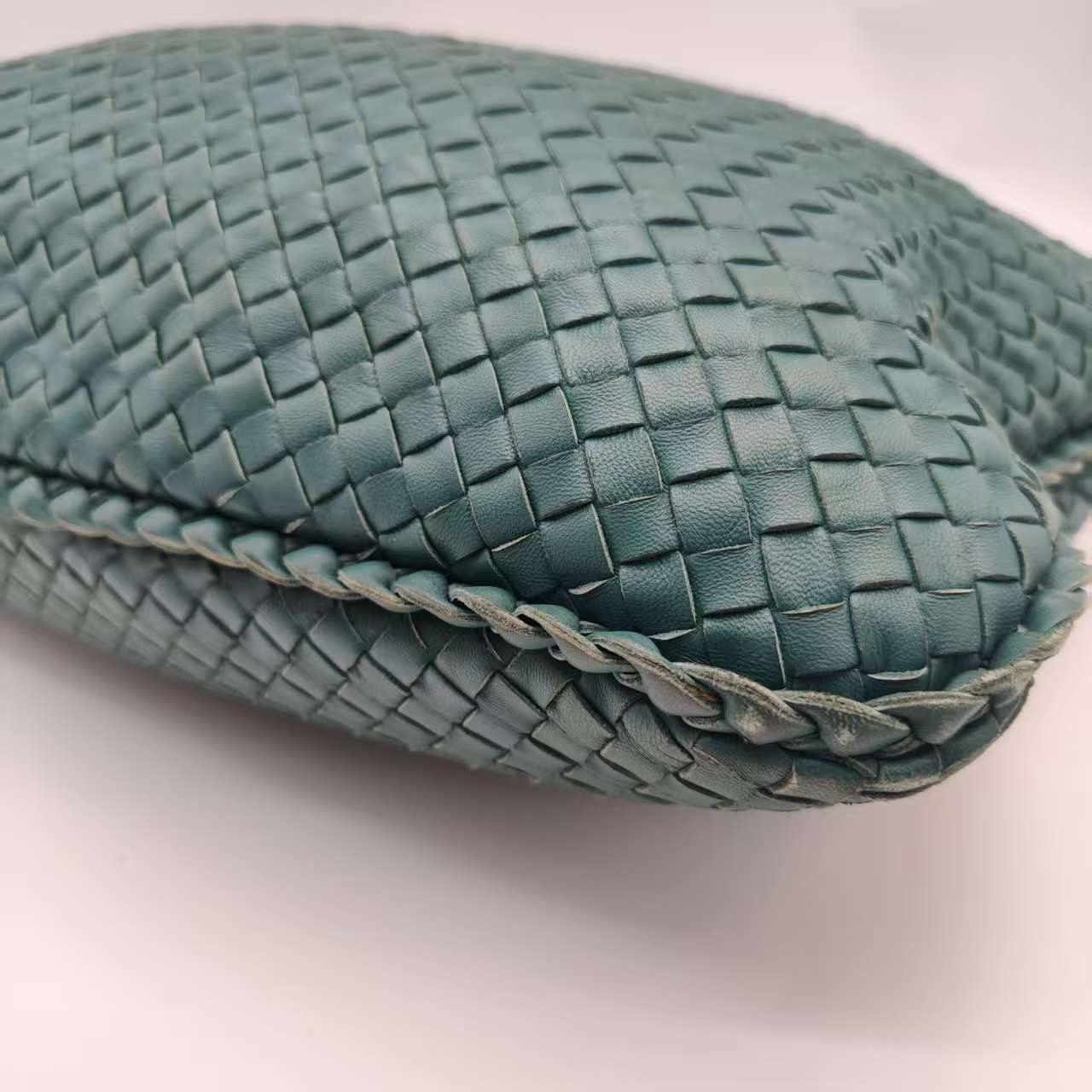 【*Shipped from: China*】BOTTEGA VENETA Hobo Lambskin Handbag — view 6