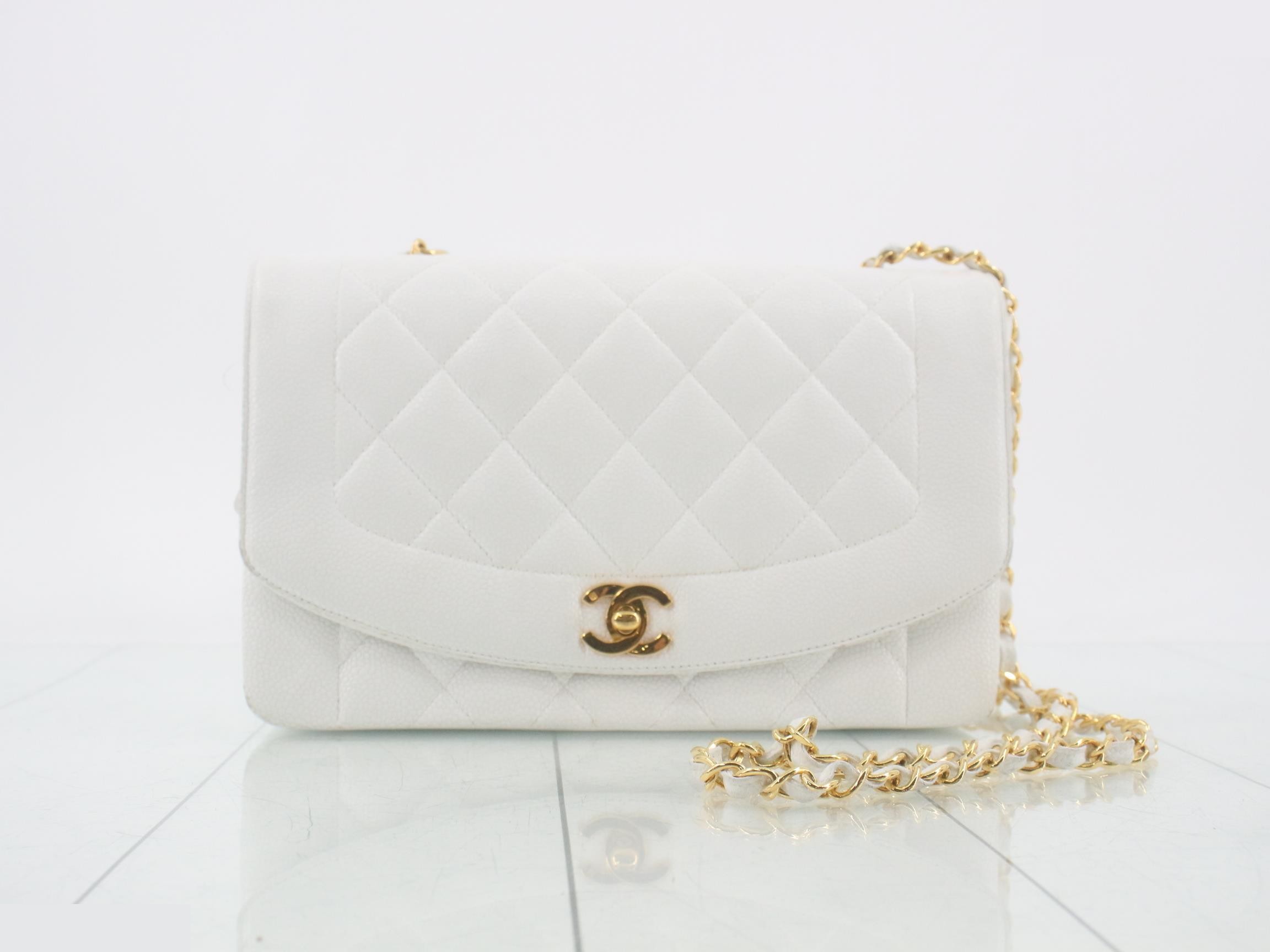 Caviar Skin (Bag) Shoulder Bag Diana White
