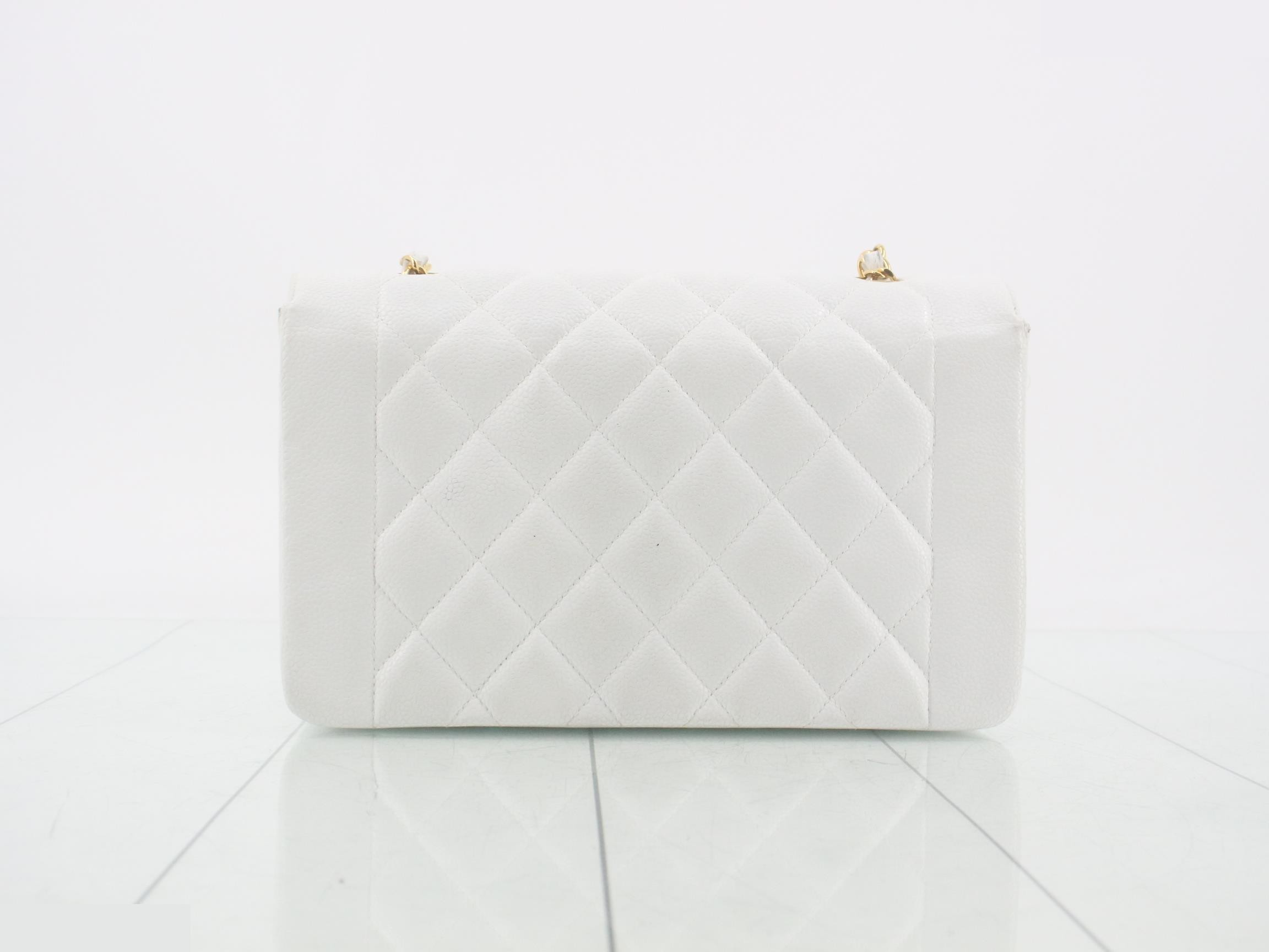 Caviar Skin (Bag) Shoulder Bag Diana White — view 2