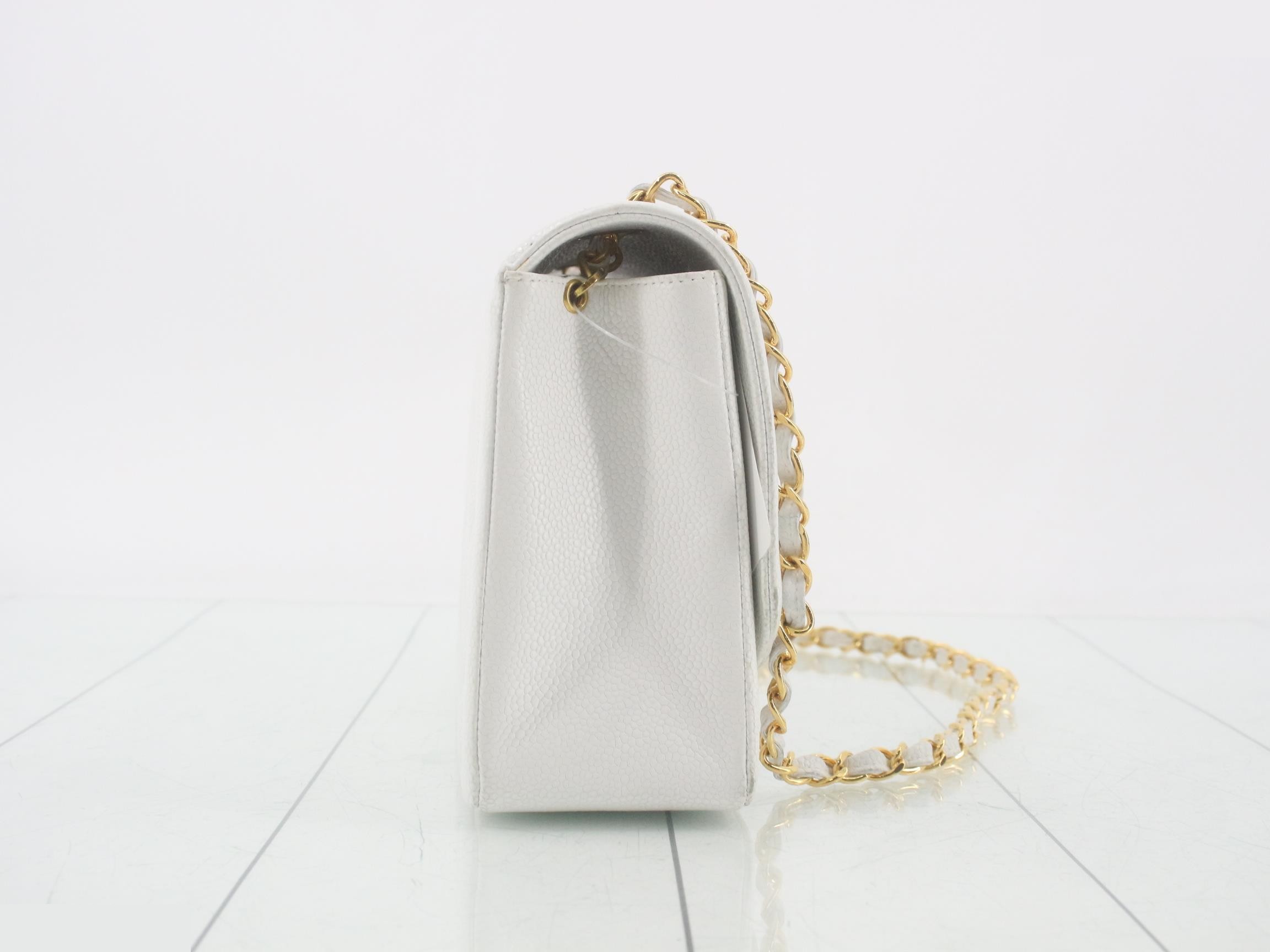Caviar Skin (Bag) Shoulder Bag Diana White — view 4