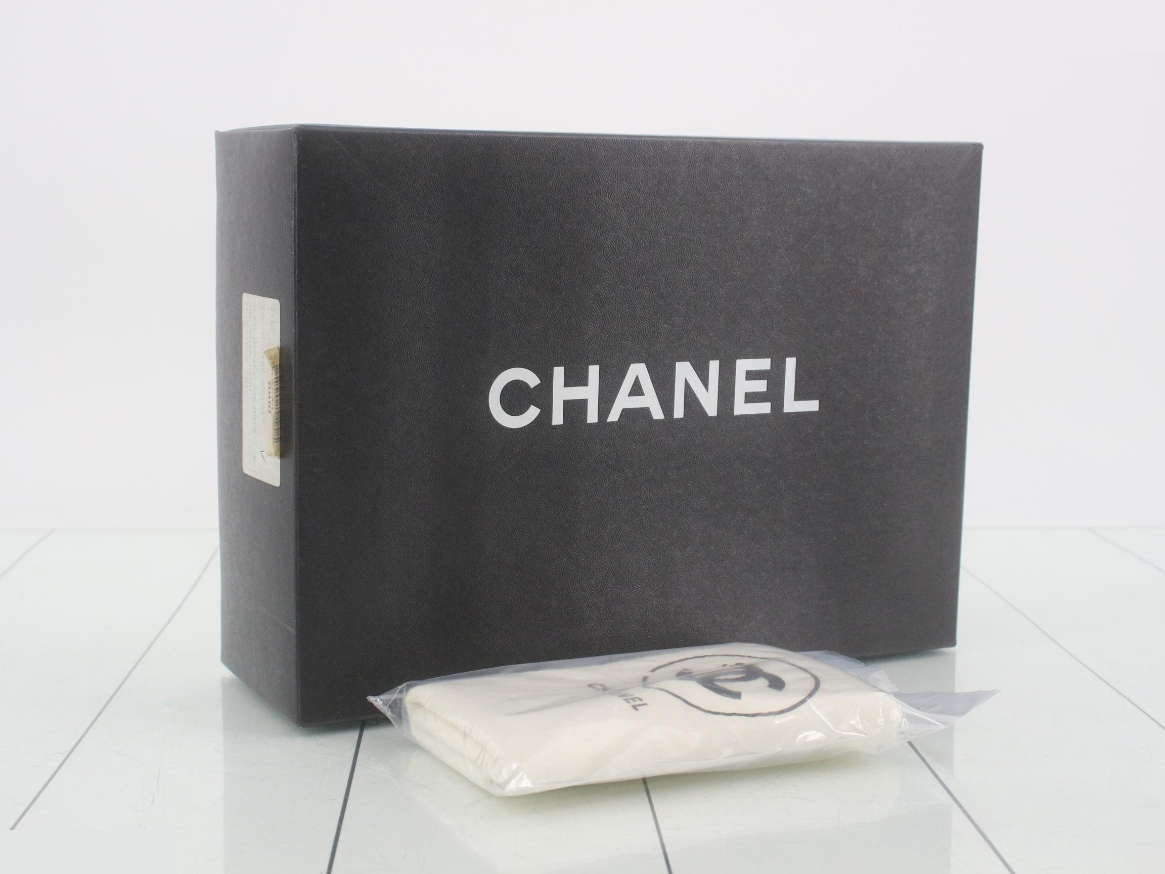 Caviar Skin (Bag) Shoulder Bag Diana White — view 7