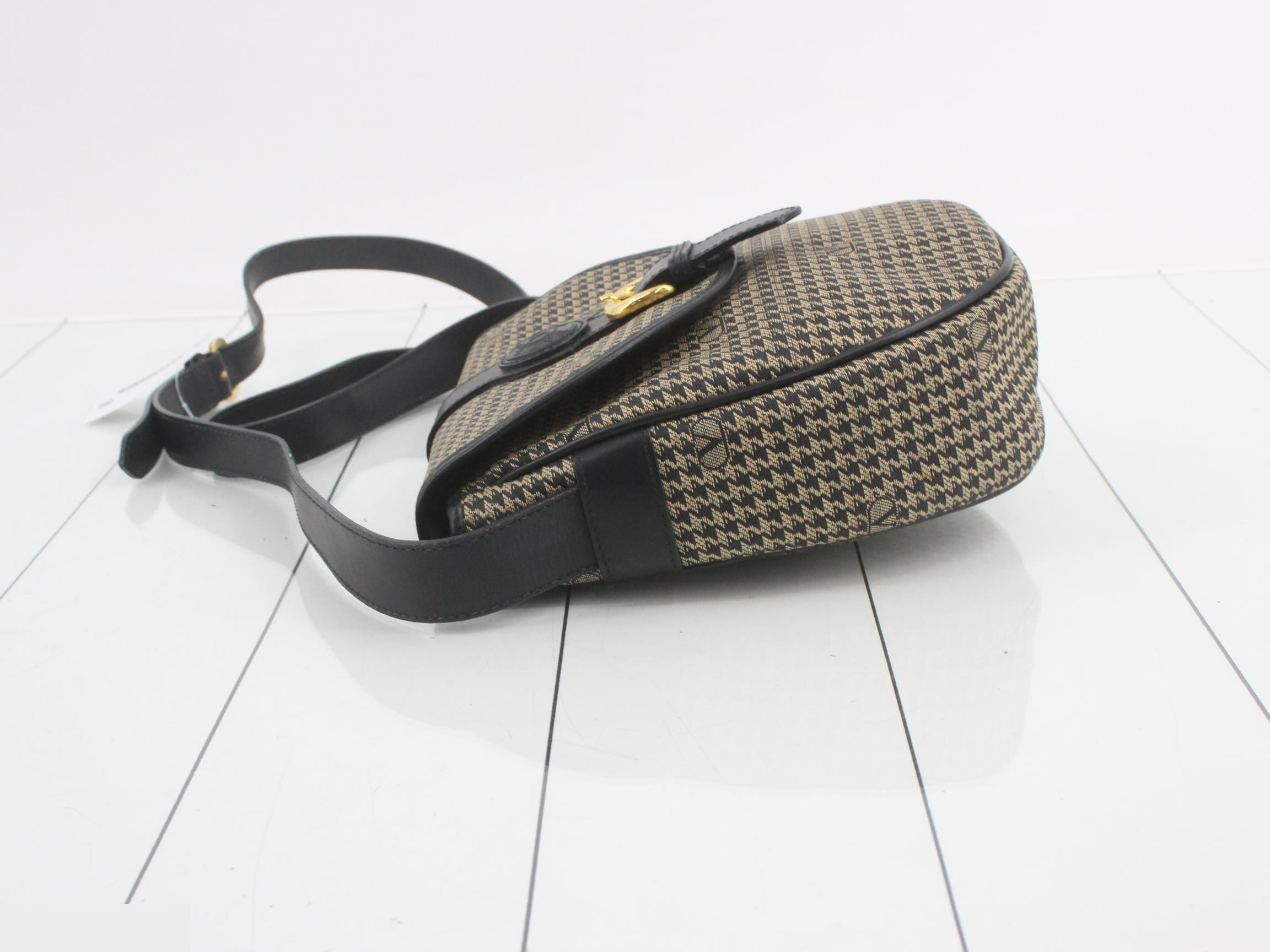 shoulder bag — view 4