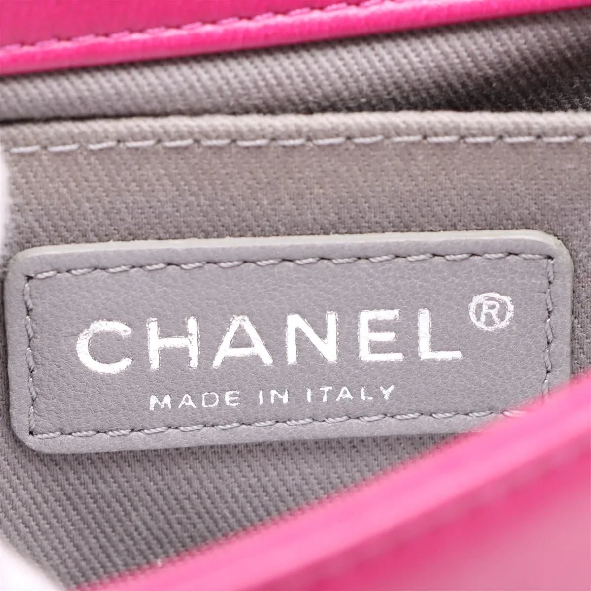 Boy Chanel 20 Small Velvet Chain Shoulder Bag Purple Gunmetal Metal Fittings 17318101 17th Series A67085 — view 9