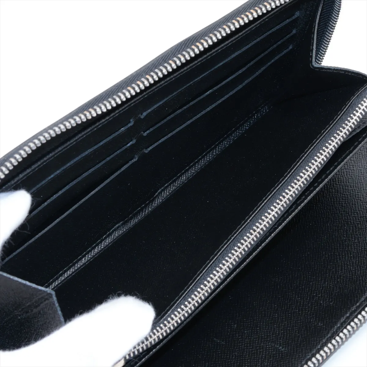 Epi Zippy Organizer M60632 SN3067 Noir Round Zip Wallet with Initials — view 5