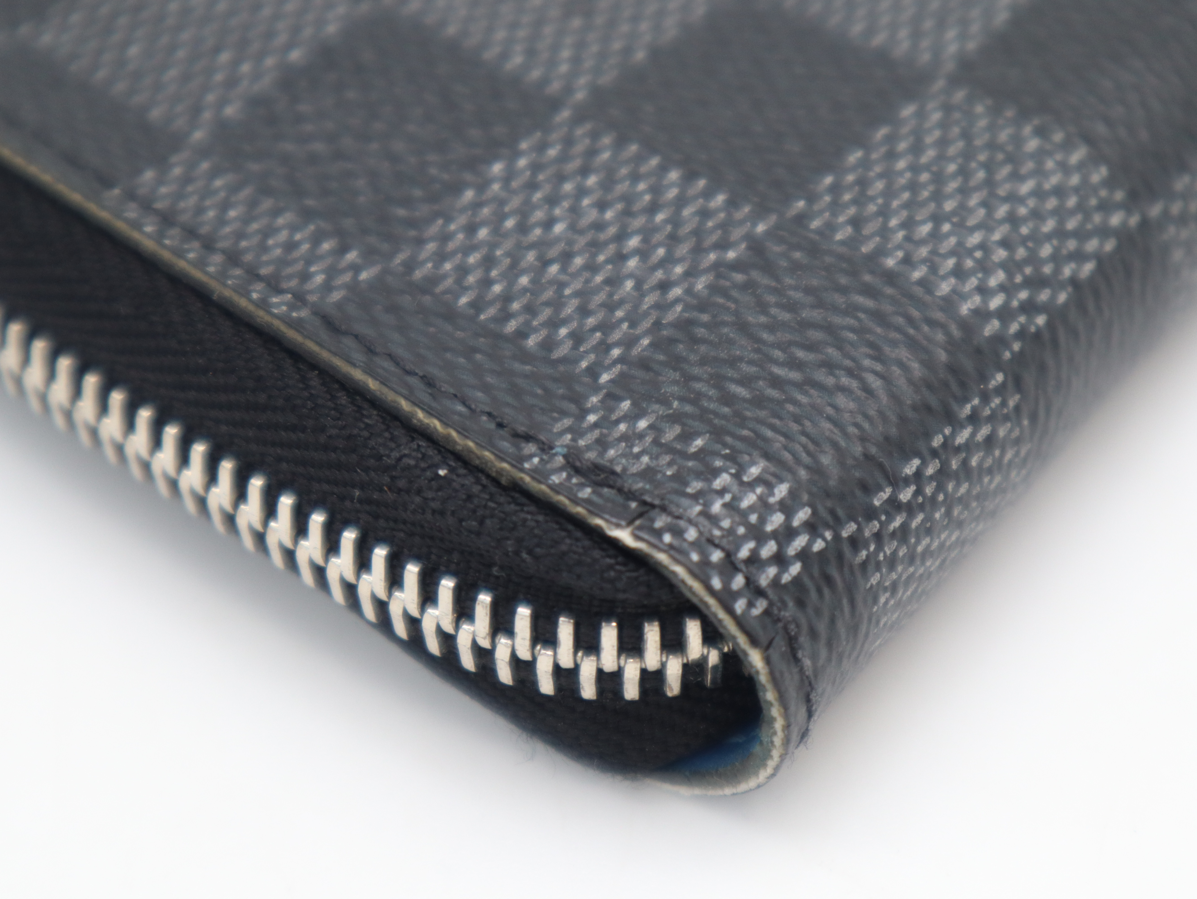 N60078 Damier Graphite Stripe Zippy Wallet Vertical — view 7