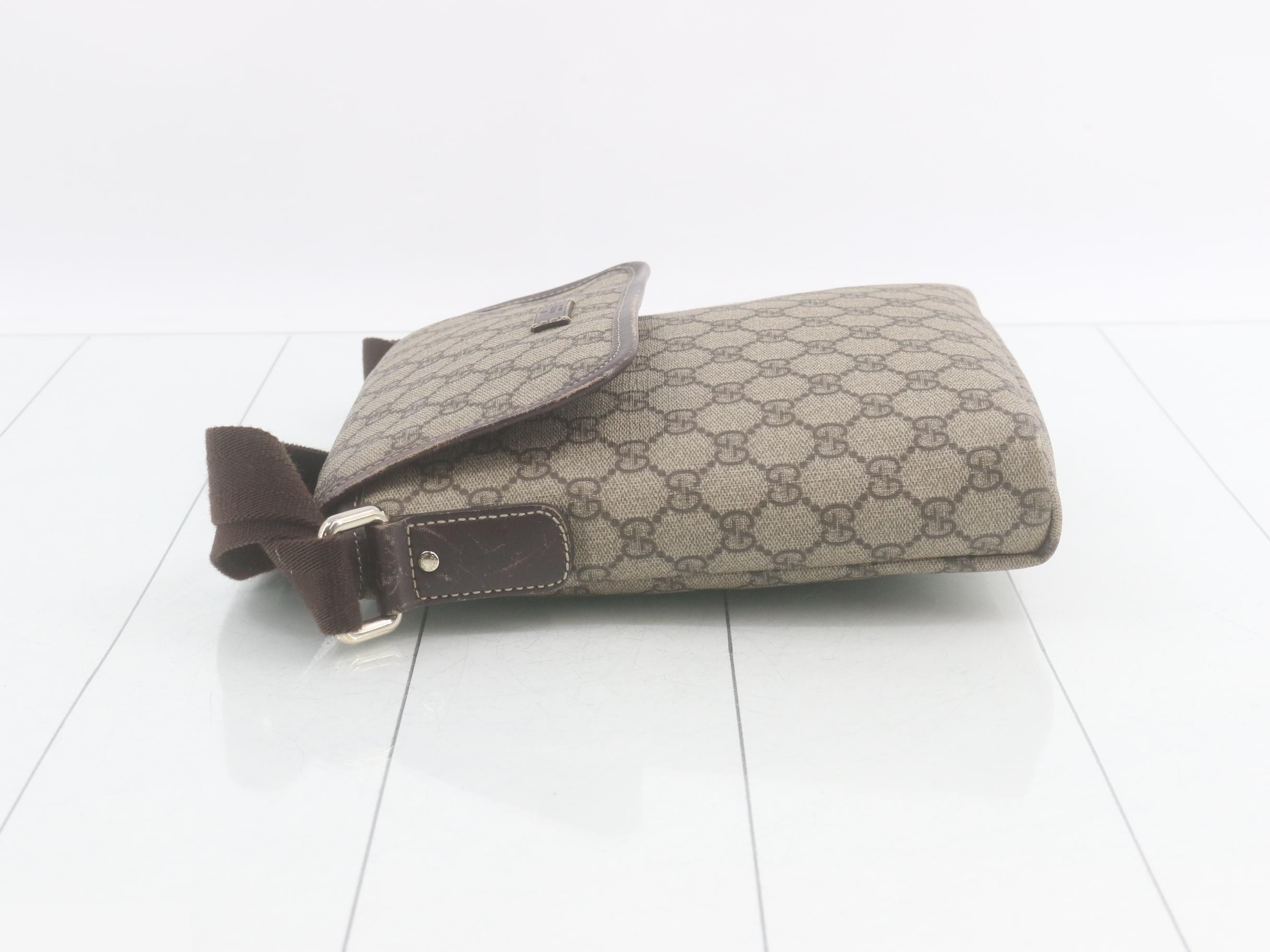 Shoulder bag — view 4