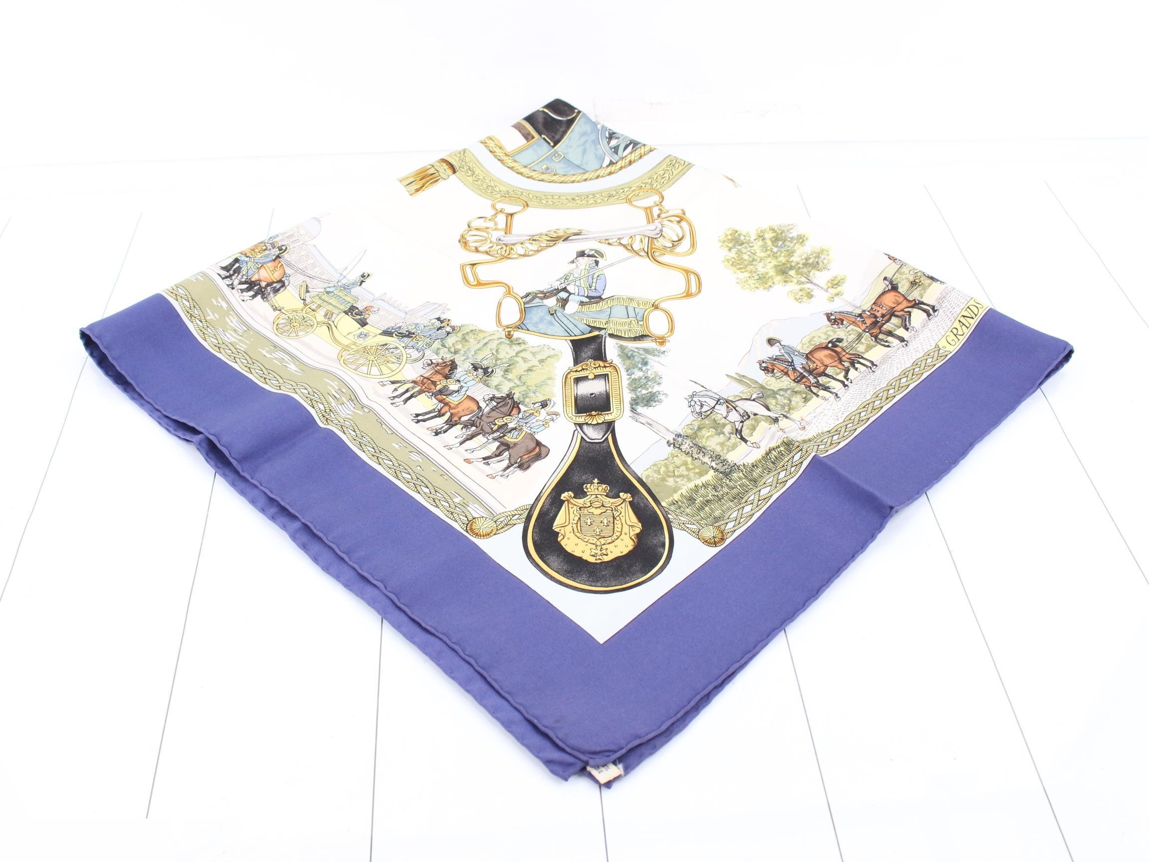 scarf — view 2