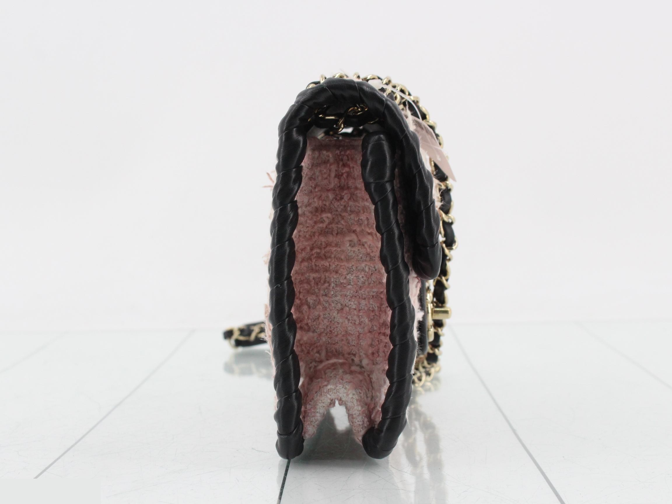 Tweed chain shoulder bag with plate — view 4