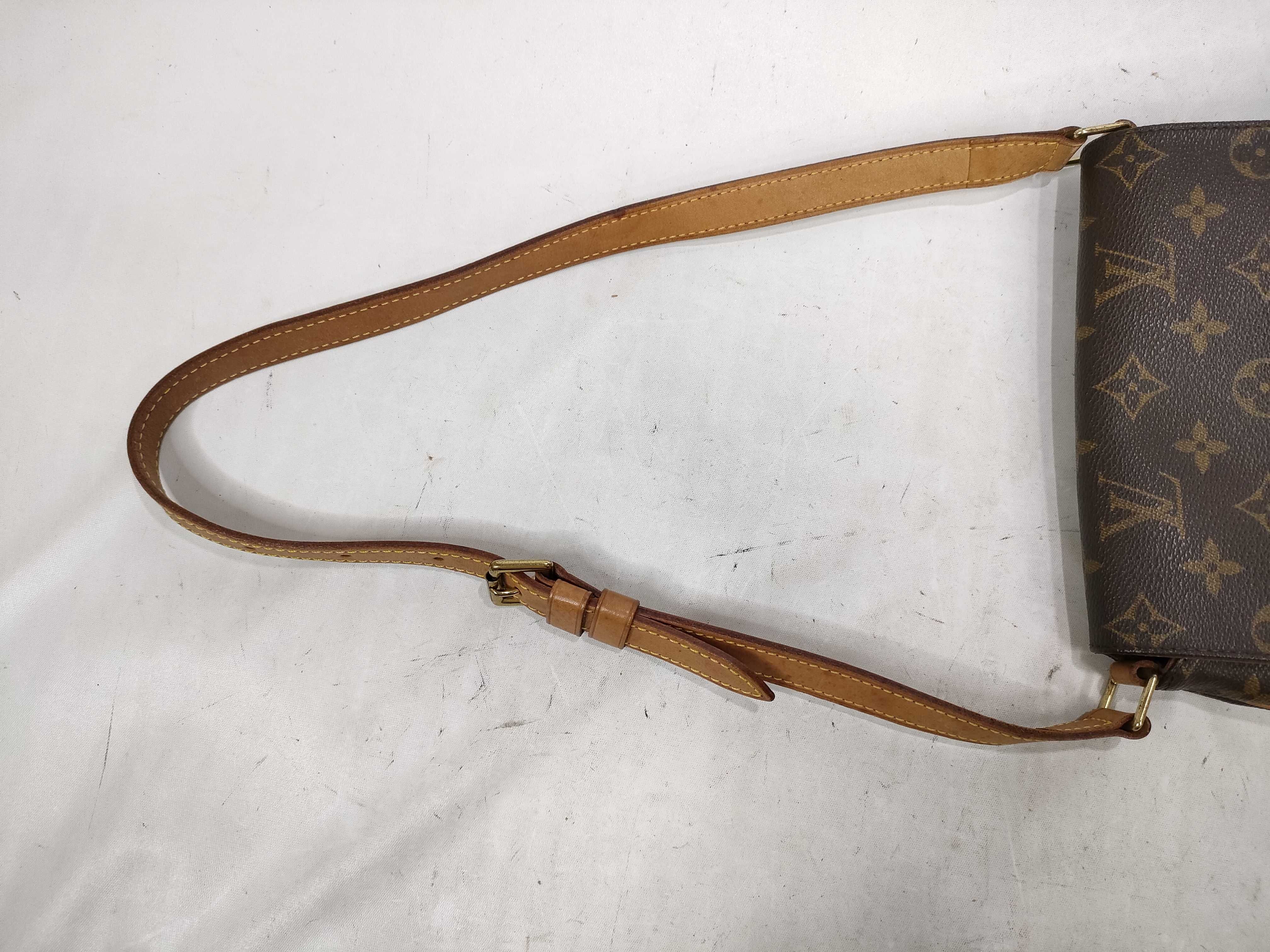 Monogram VUITTON Bag Shoulder Bag — view 3